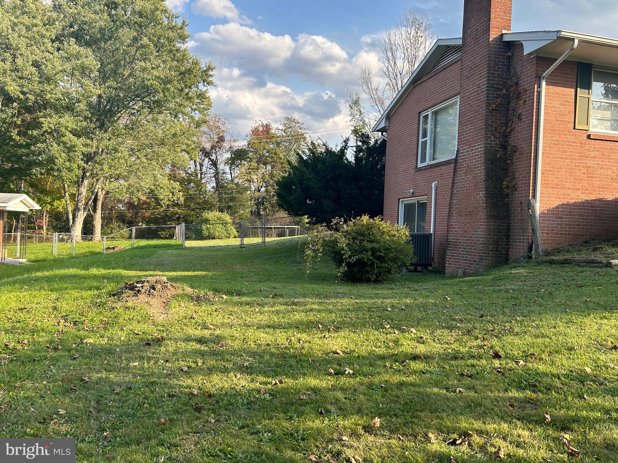 SUNRISE SUMMIT - Residential