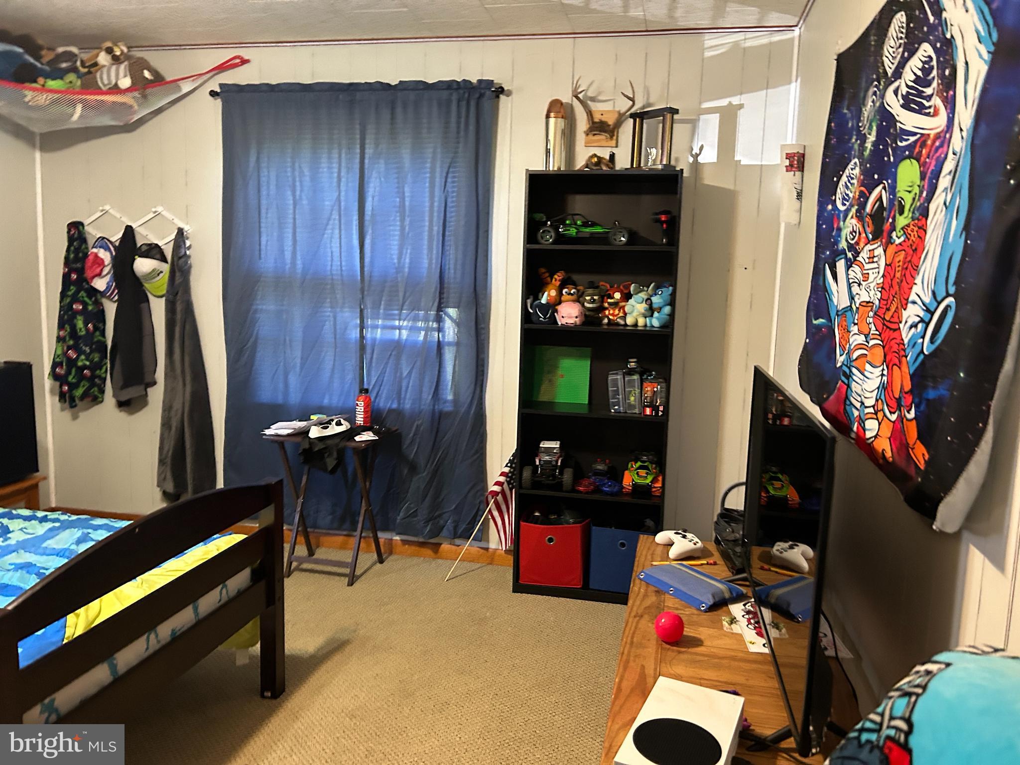 SUNRISE SUMMIT - Residential