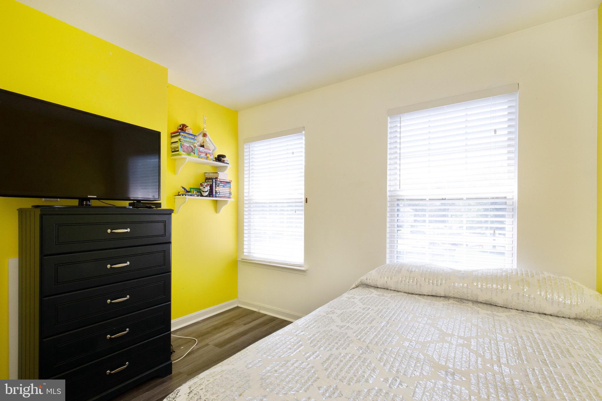 MEADOWS AT WHITE OAK - Residential