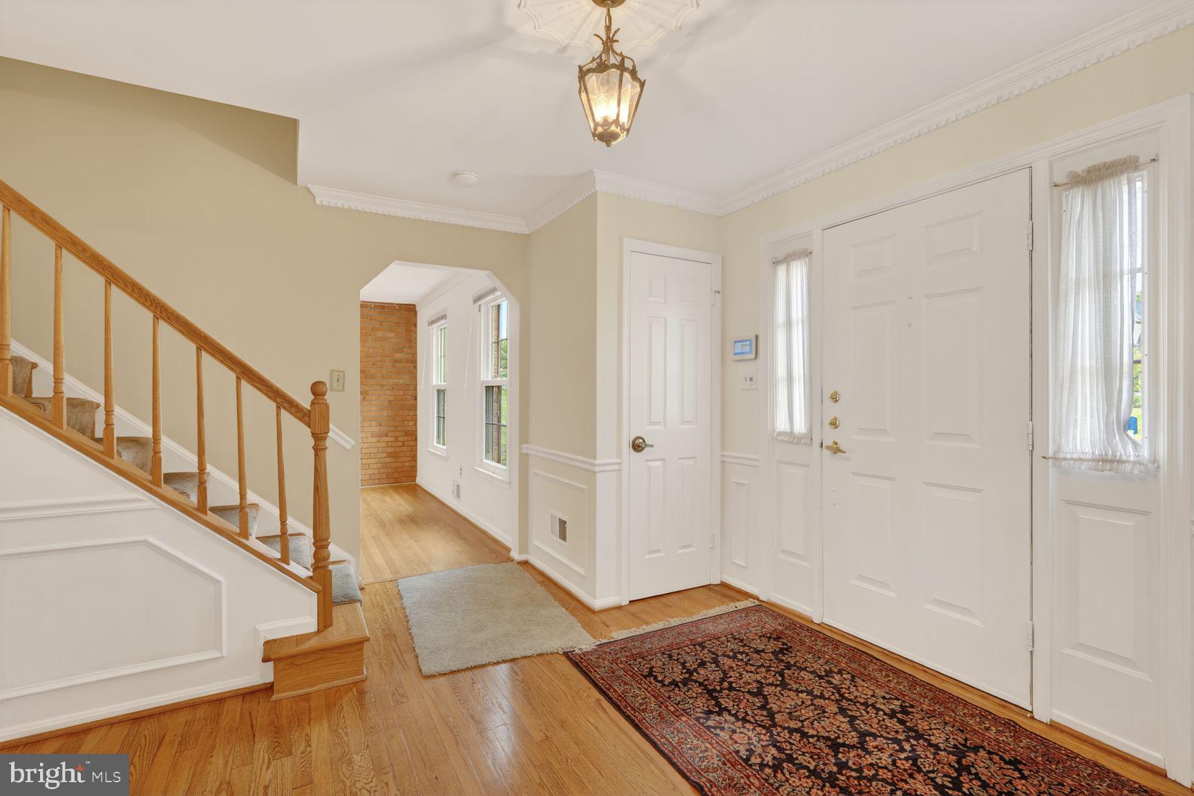NAPLES MANOR - Residential