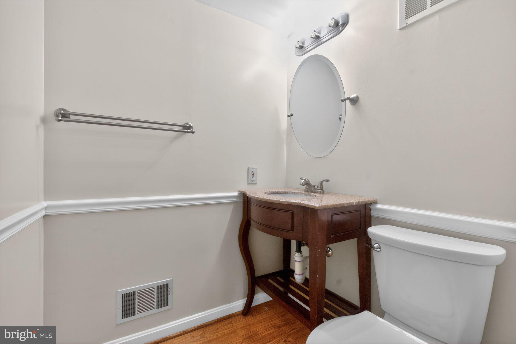 NAPLES MANOR - Residential