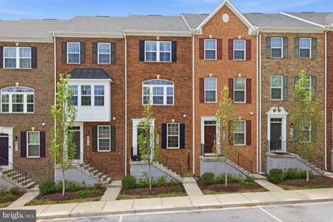 Townhouse For Sale - 4915 Crest View Drive<br/> HYATTSVILLE, MD 20782