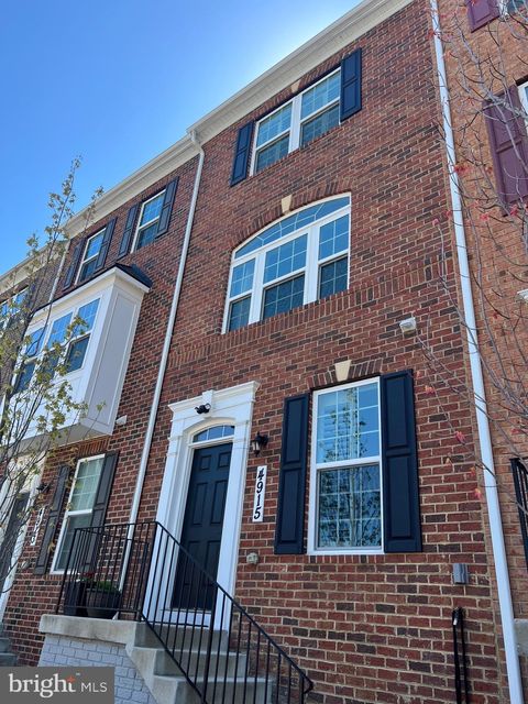 4915 CREST VIEW DRIVE HYATTSVILLE MD 20782