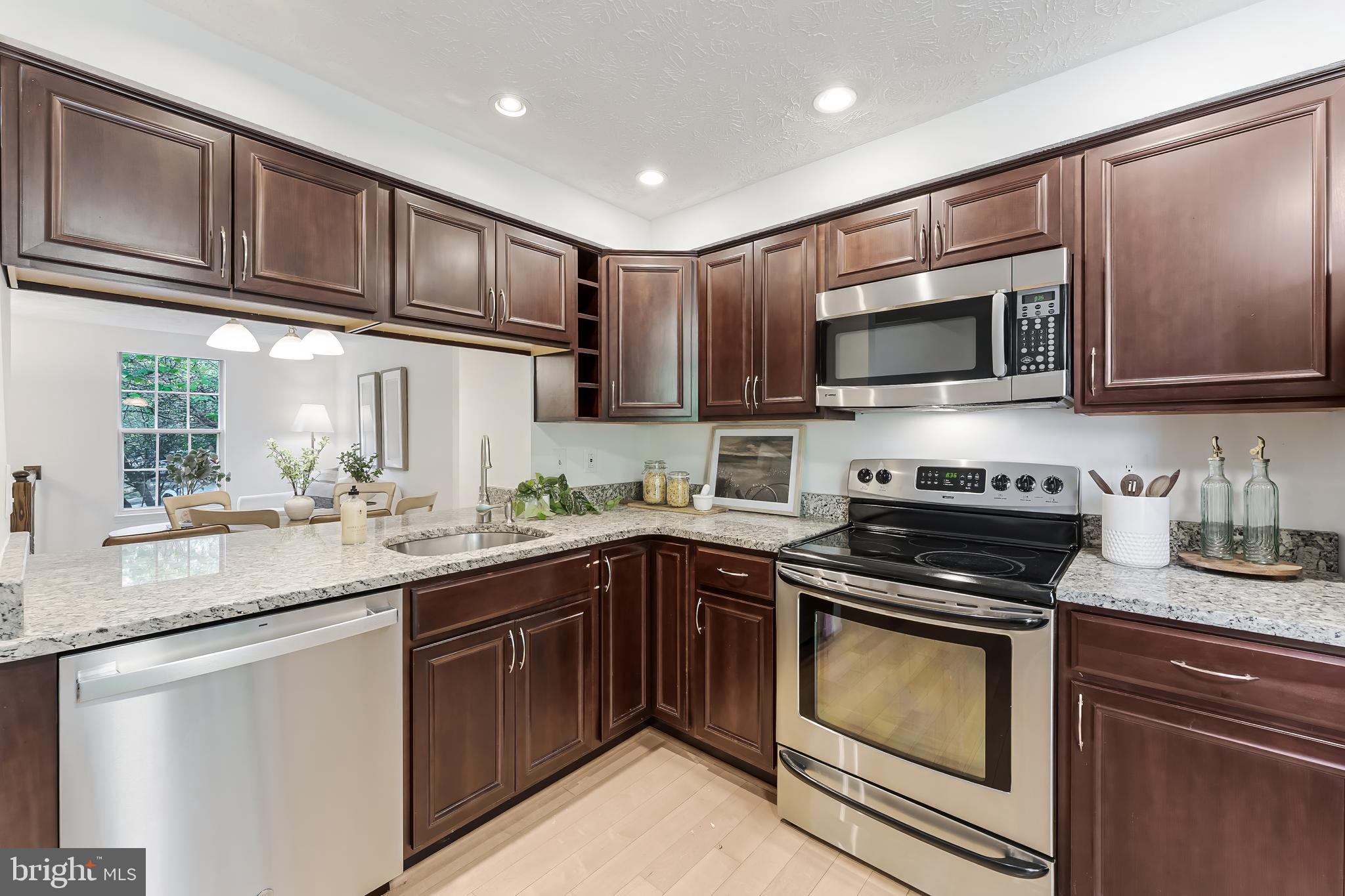 WOODCREST - Residential