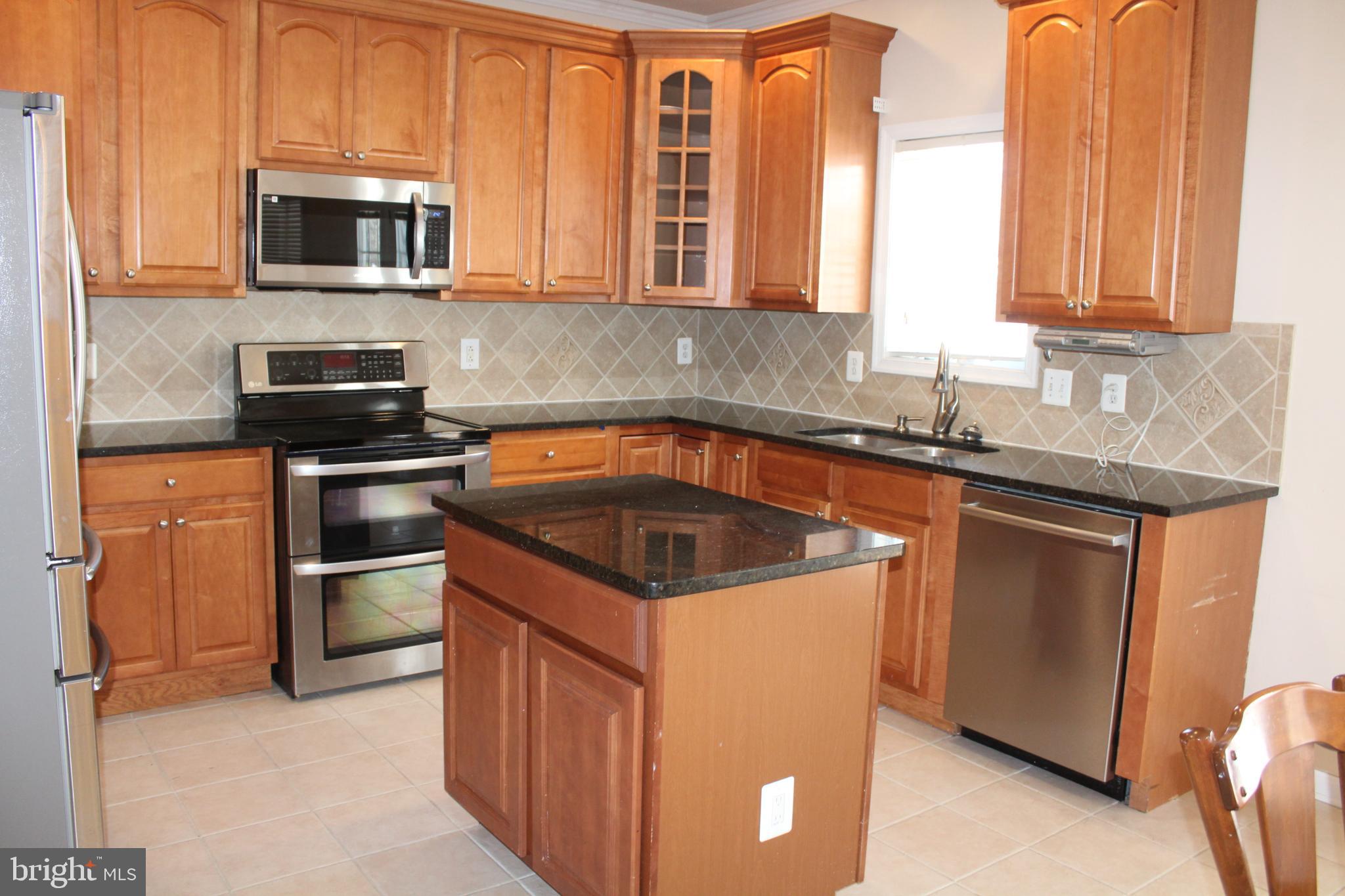 RED FOX RUN - Residential Lease