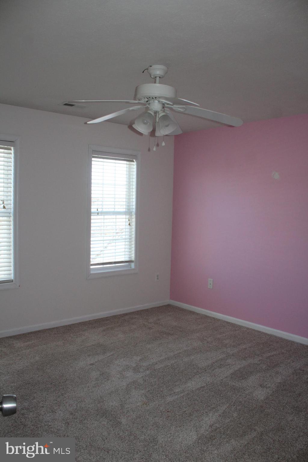 RED FOX RUN - Residential Lease