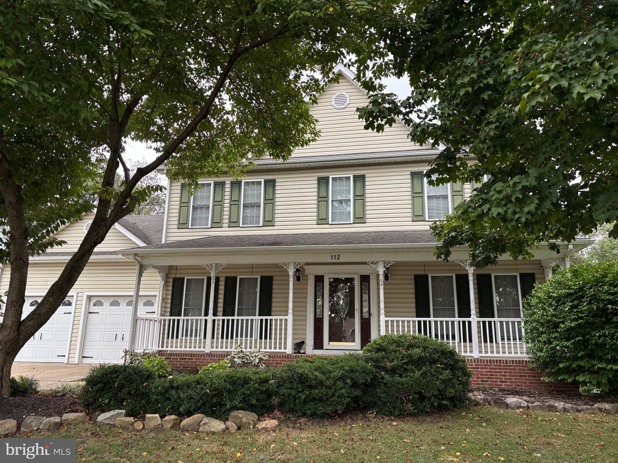 RED FOX RUN - Residential Lease