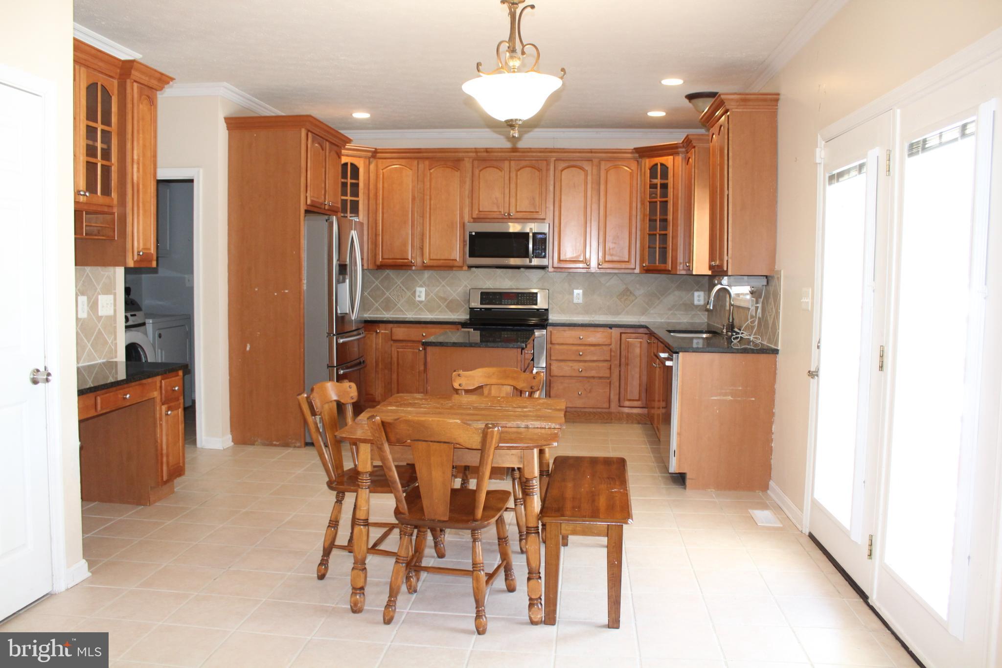 RED FOX RUN - Residential Lease