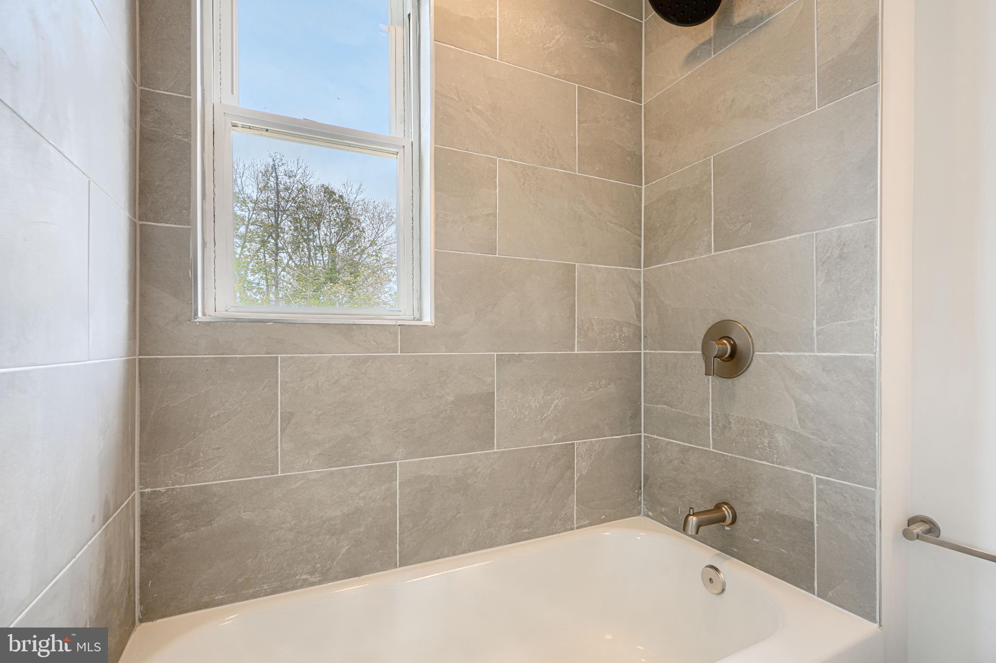 HAMILTON HEIGHTS - Residential