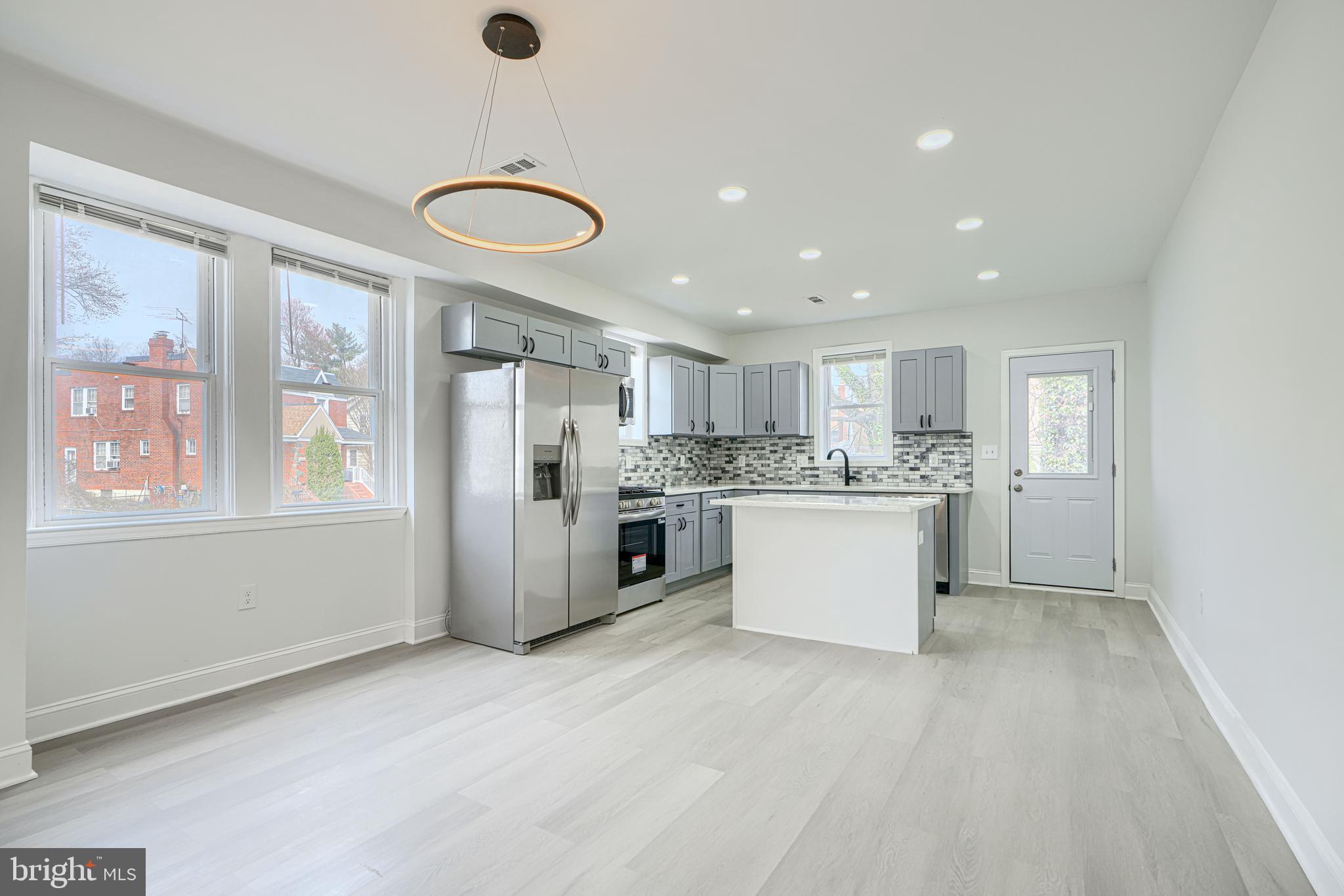 HAMILTON HEIGHTS - Residential