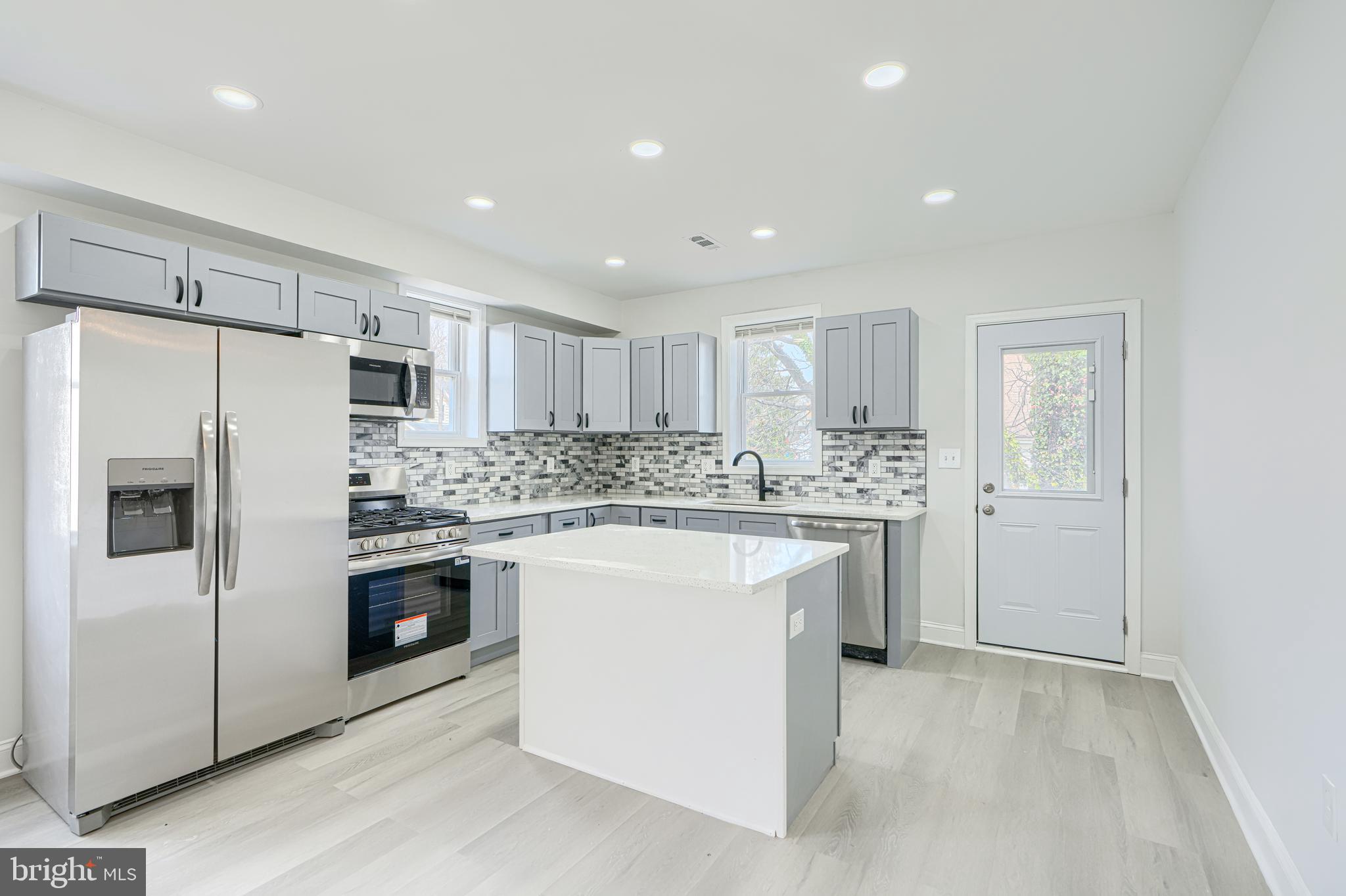 HAMILTON HEIGHTS - Residential