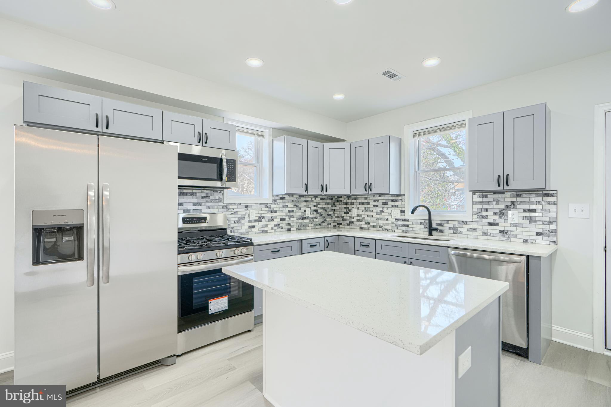 HAMILTON HEIGHTS - Residential