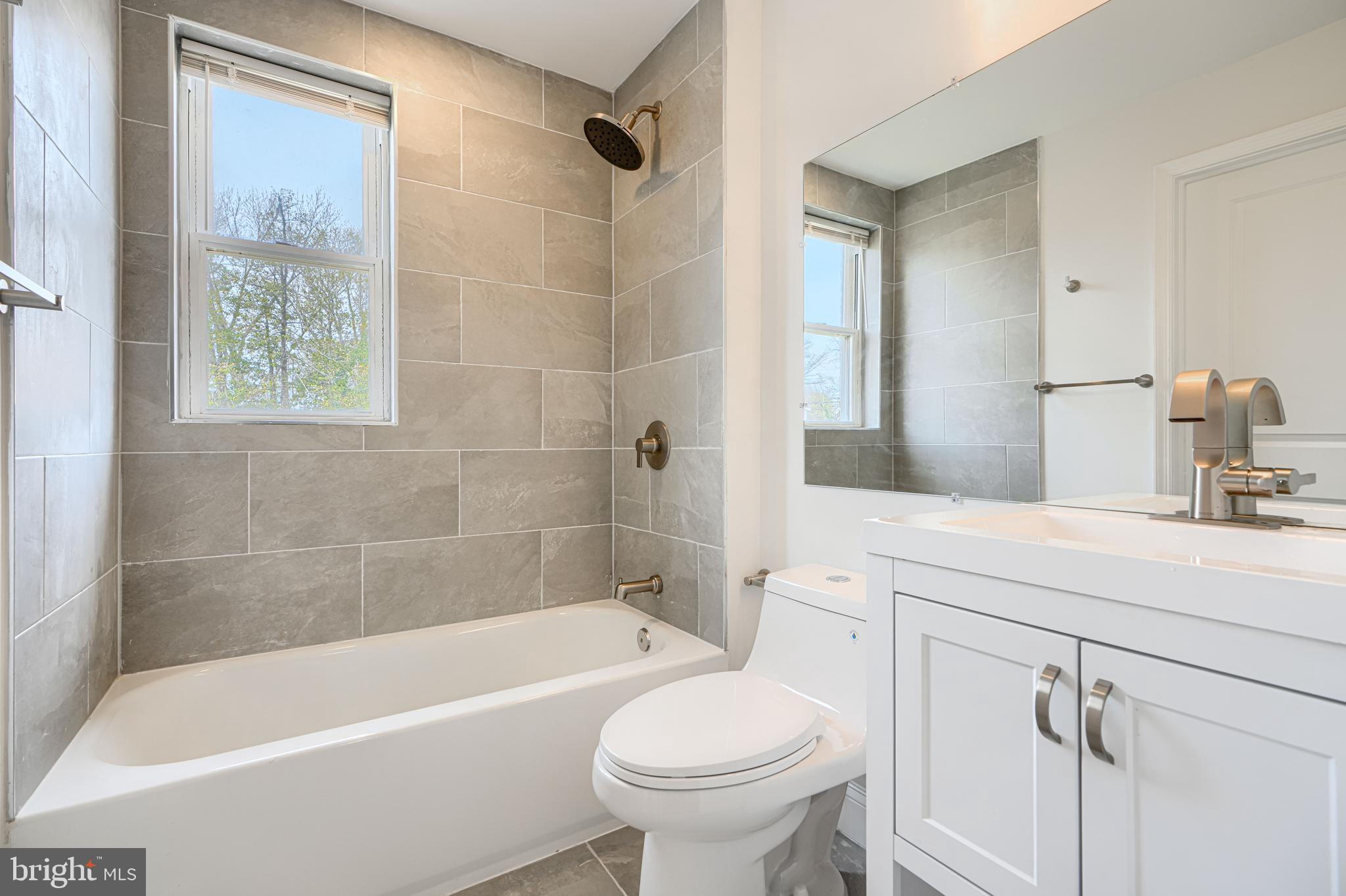 HAMILTON HEIGHTS - Residential