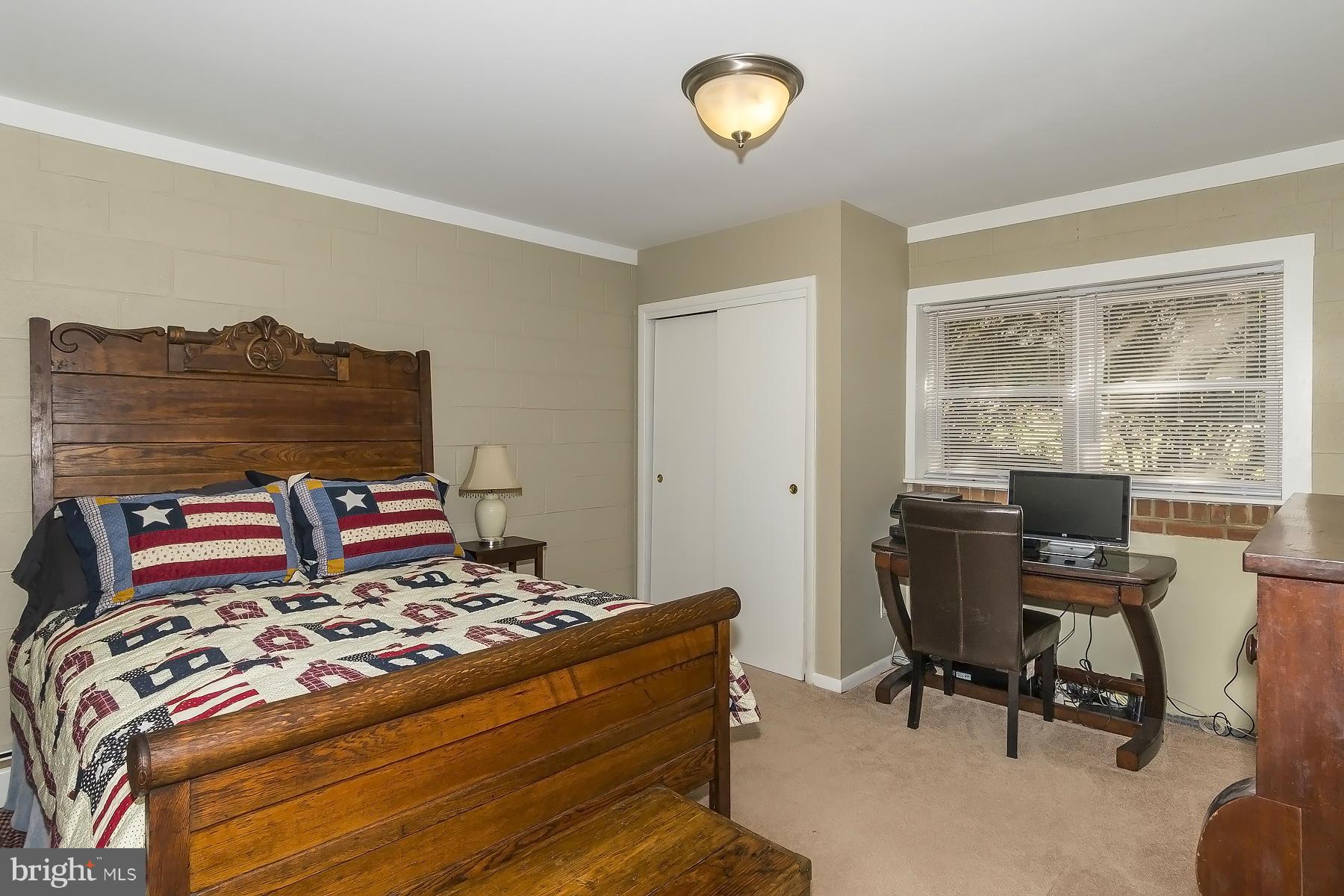 HILLSMERE ESTATES - Residential