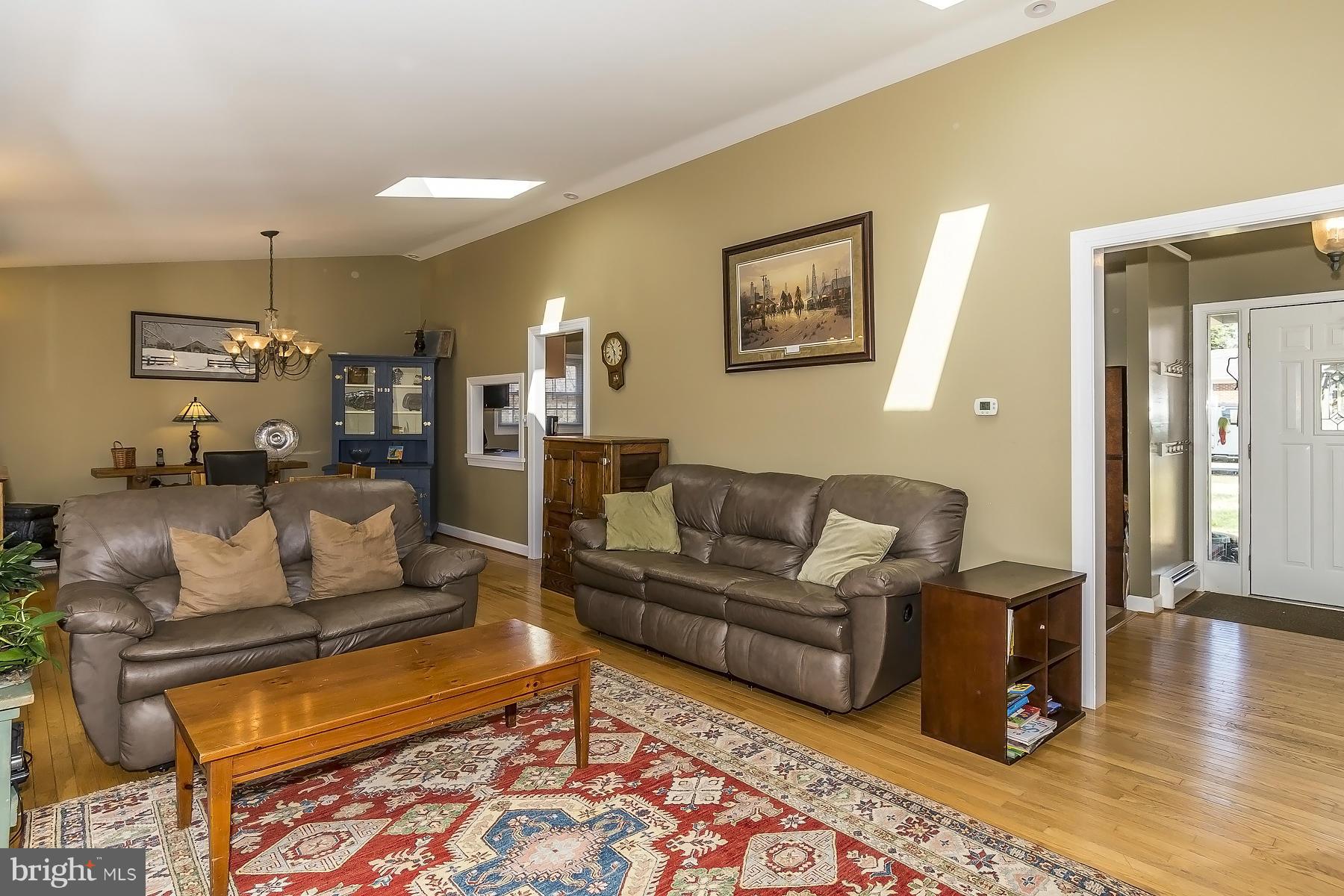 HILLSMERE ESTATES - Residential