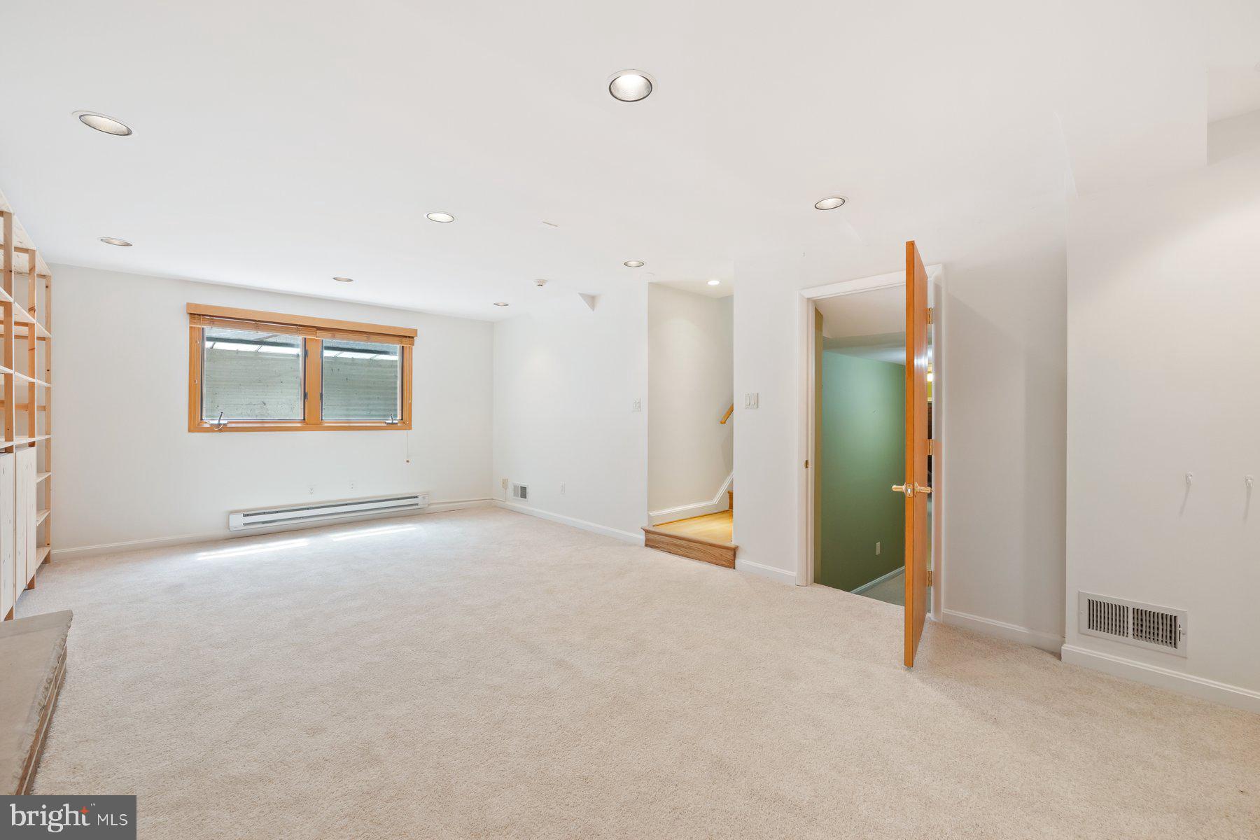 WILLERBURN ACRES - Residential