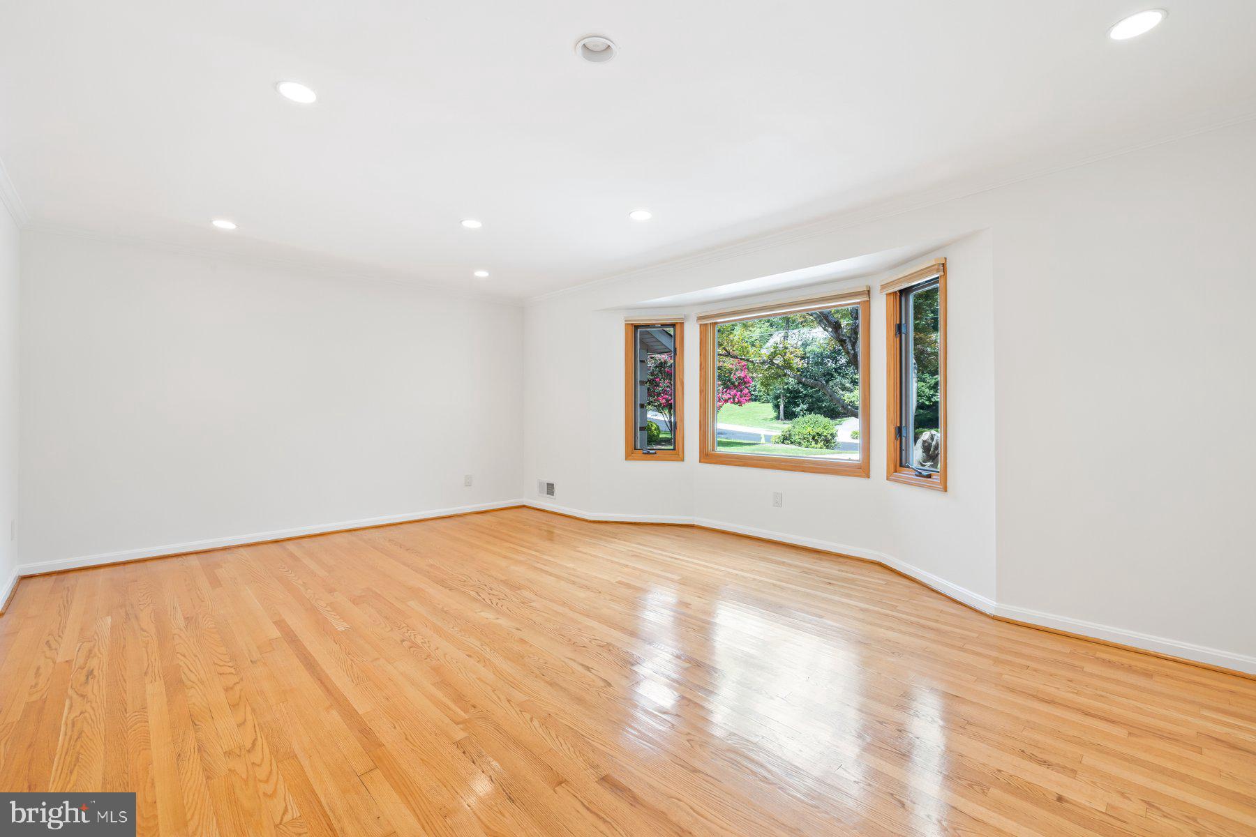 11900 GAINSBOROUGH ROAD