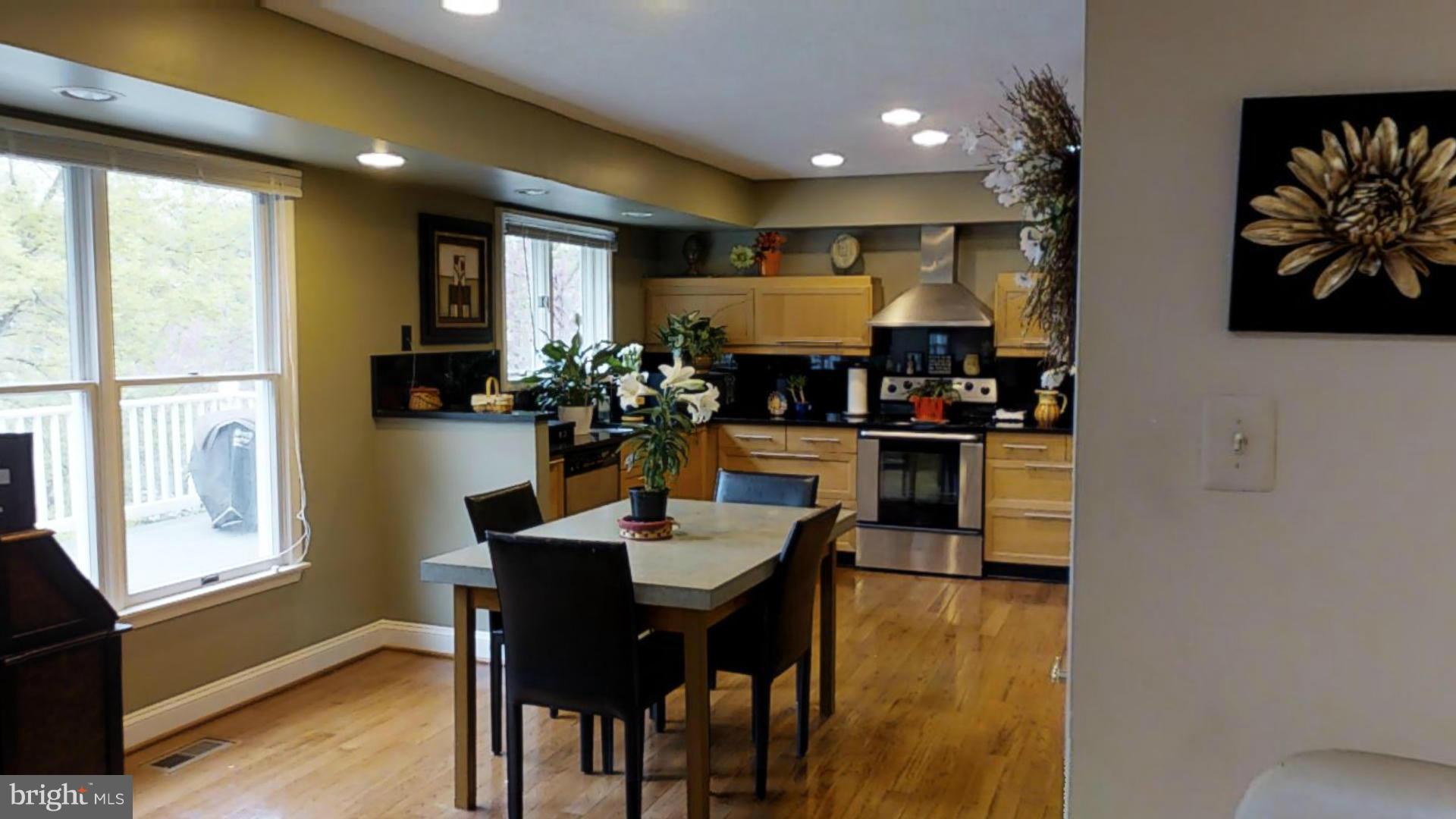 CROMWELL WOODS - Residential