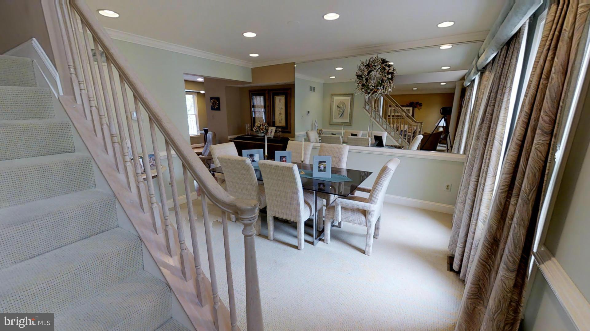 CROMWELL WOODS - Residential