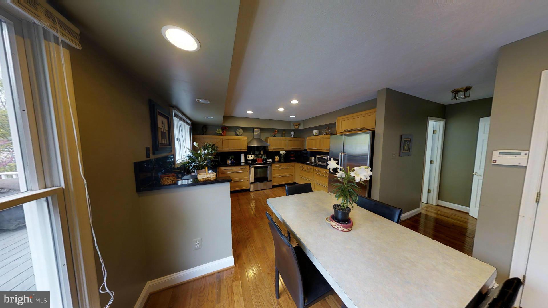 CROMWELL WOODS - Residential