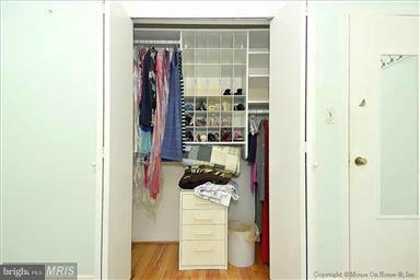 COUNTRY CLUB VIEW - Residential Lease