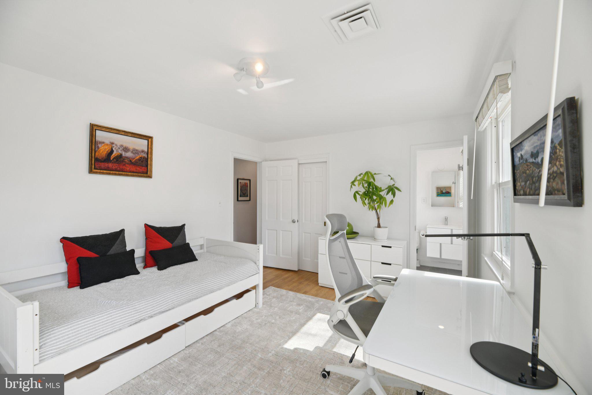 SPRINGFIELD - Residential