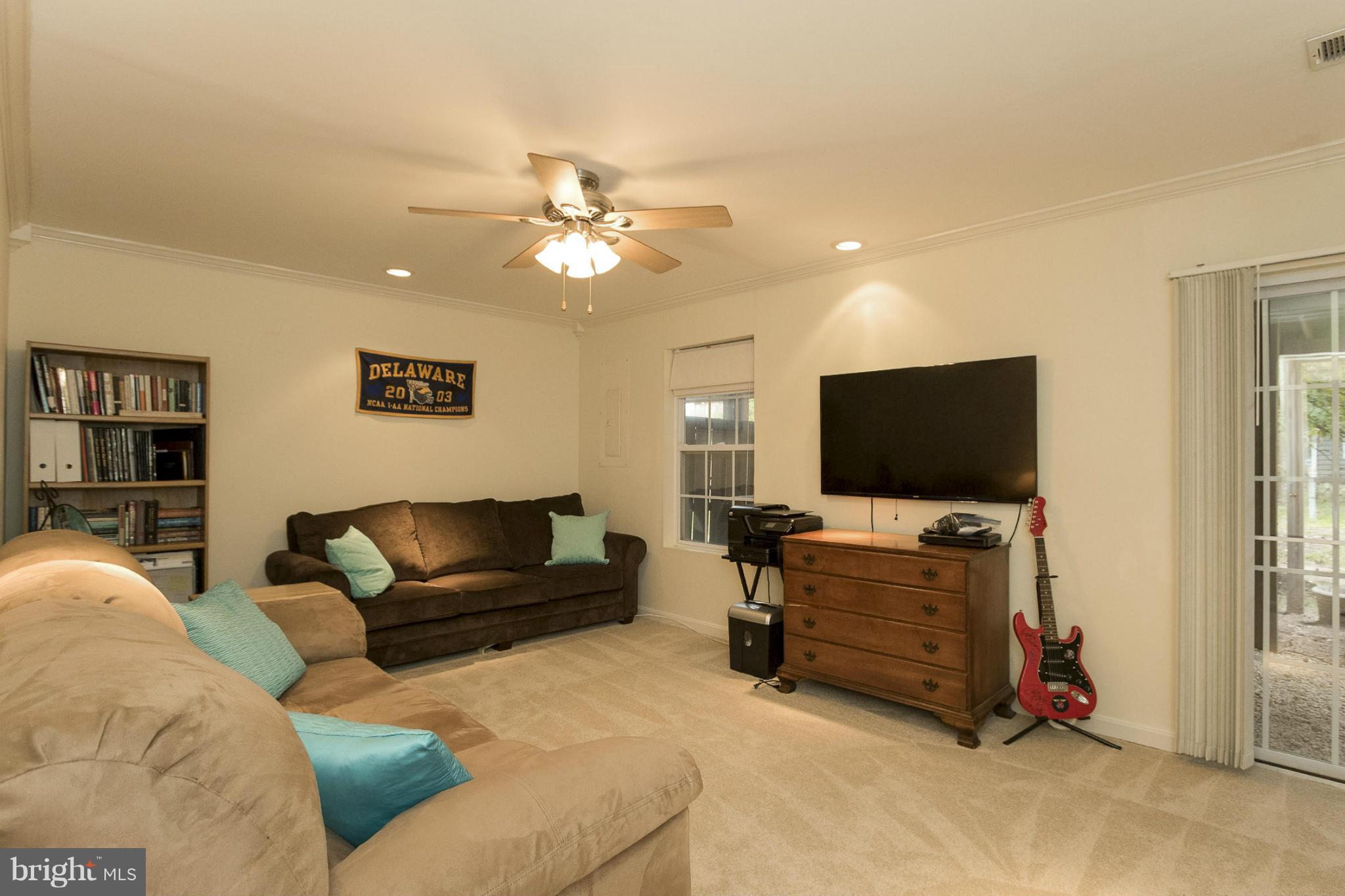 ASHBURN FARM - Residential