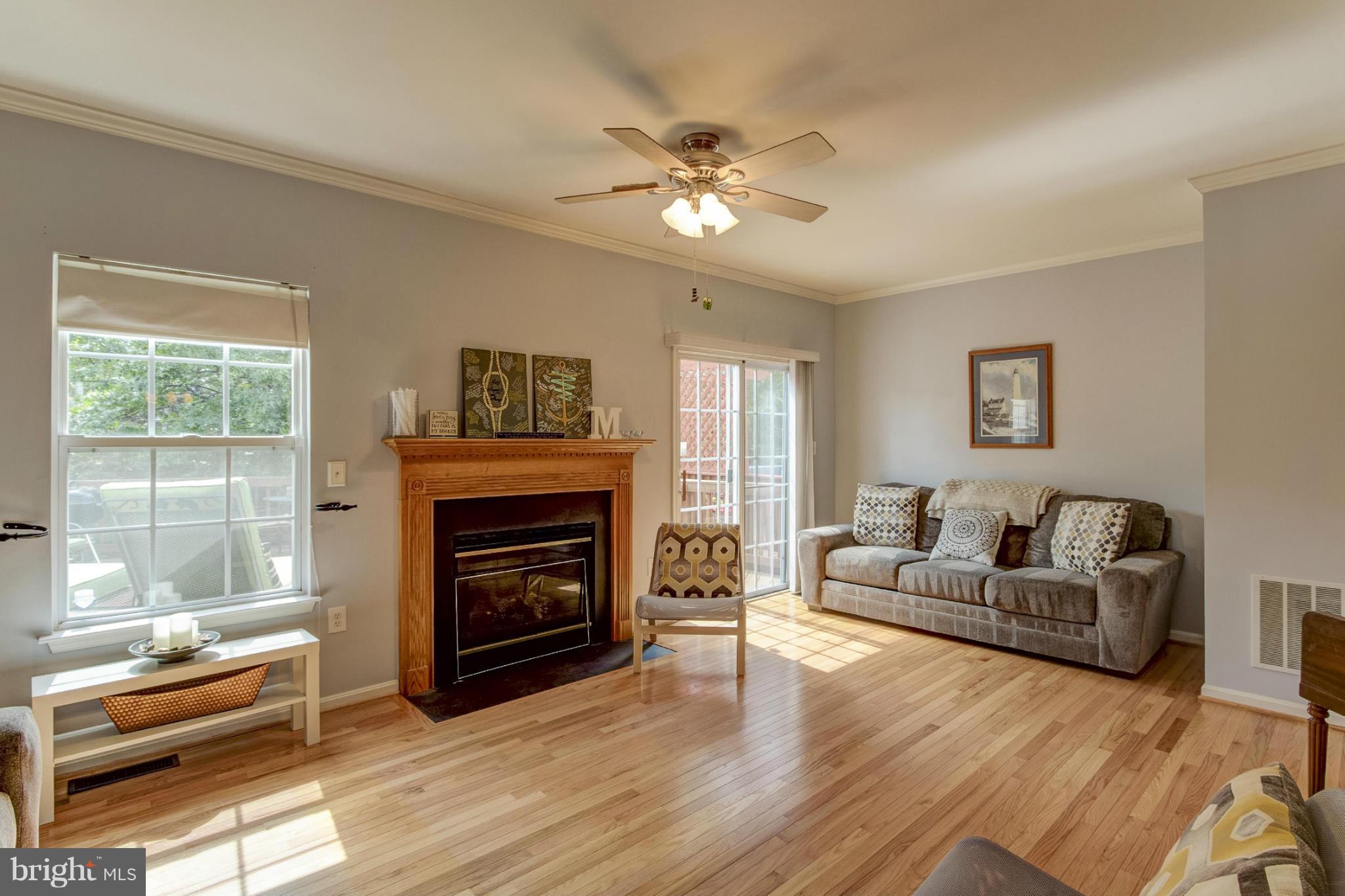 ASHBURN FARM - Residential