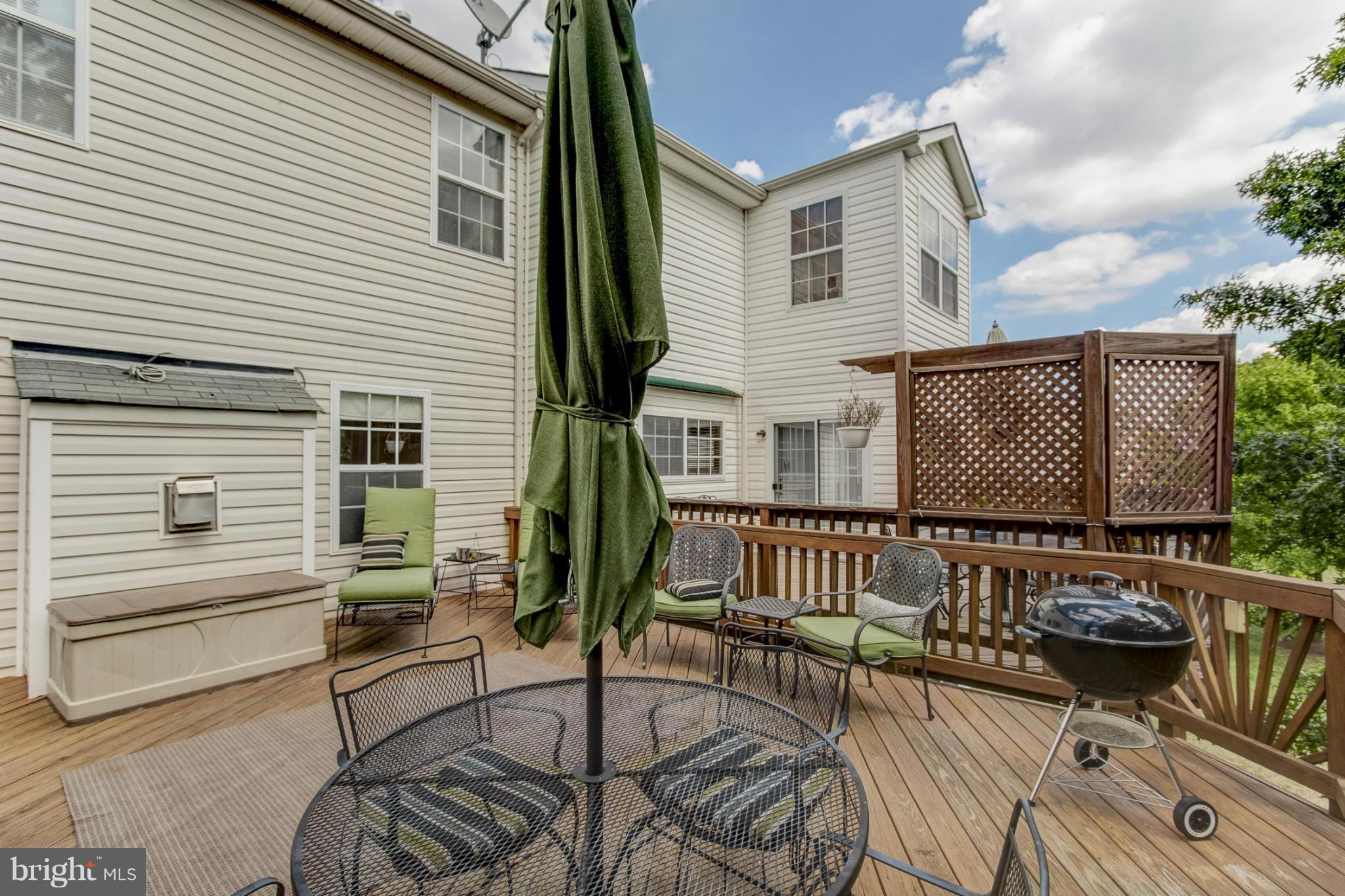 ASHBURN FARM - Residential