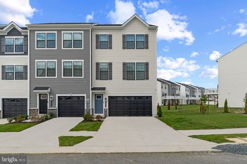 208 SOFT RUSH LANE LA PLATA MD 20646