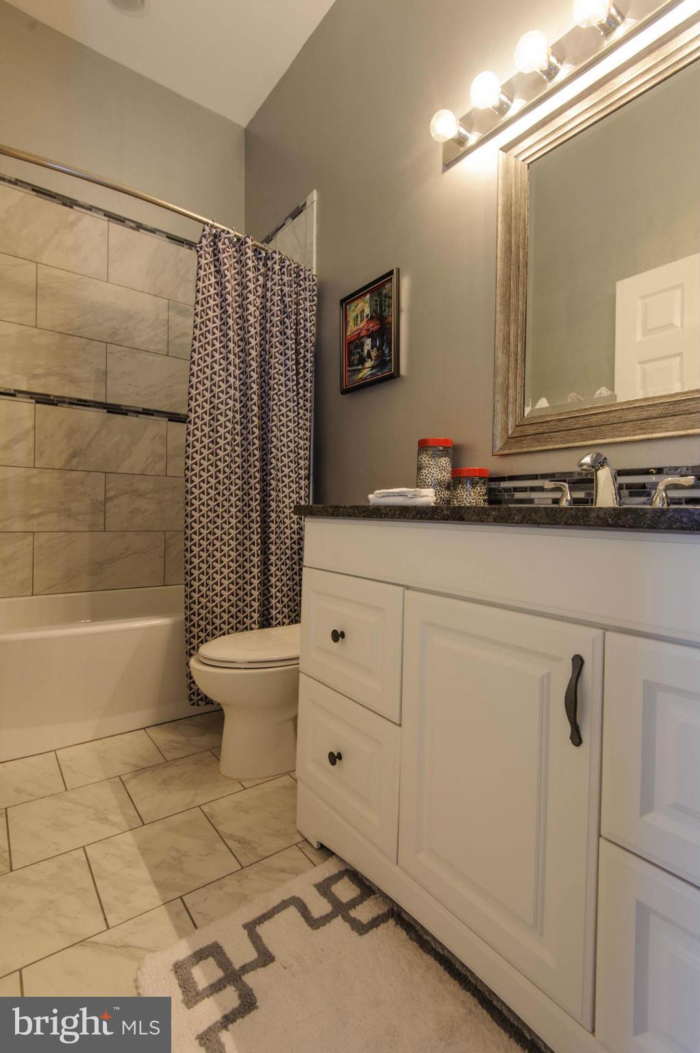 TIDEWATER COLONY - Residential