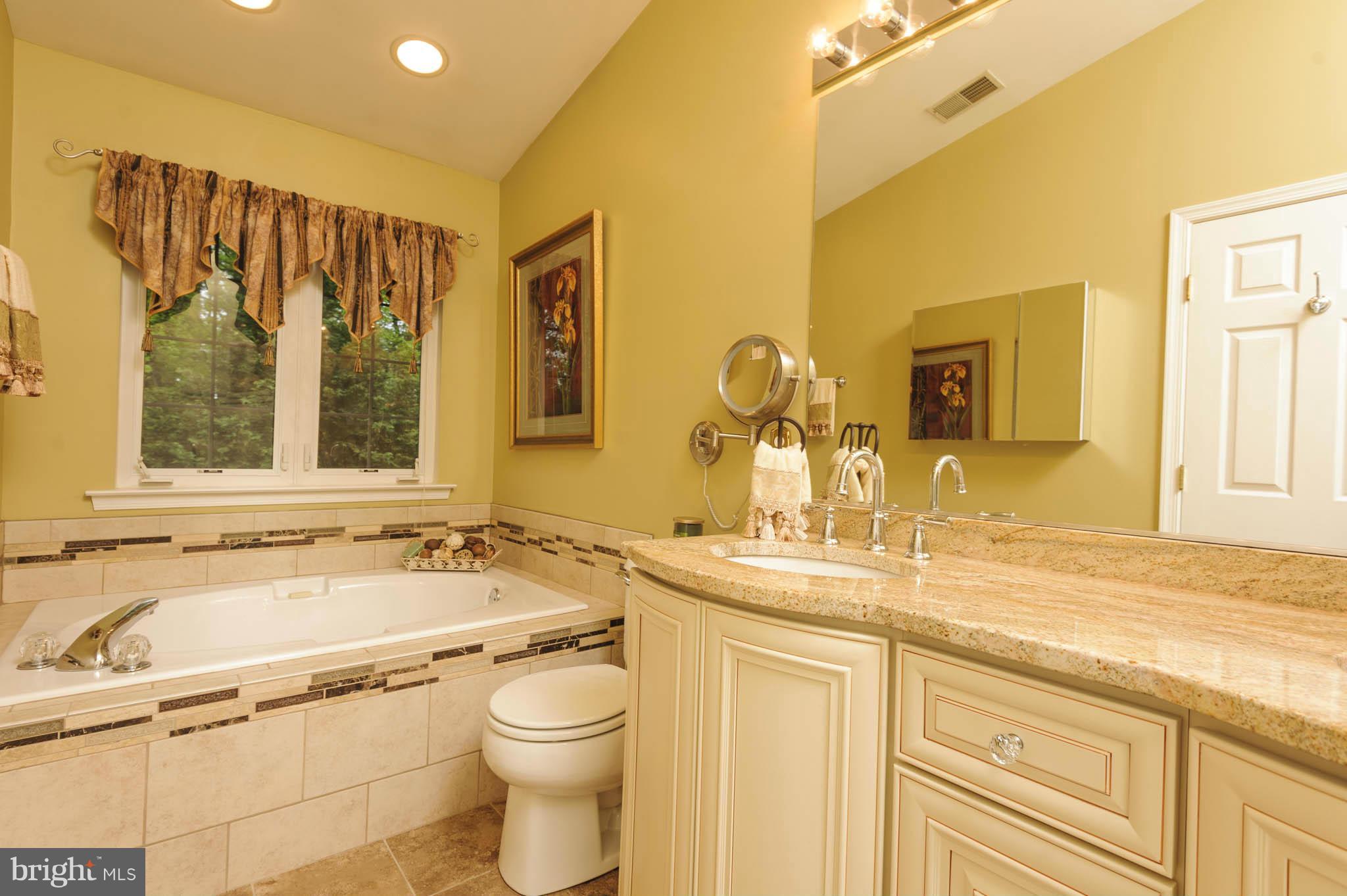 TIDEWATER COLONY - Residential