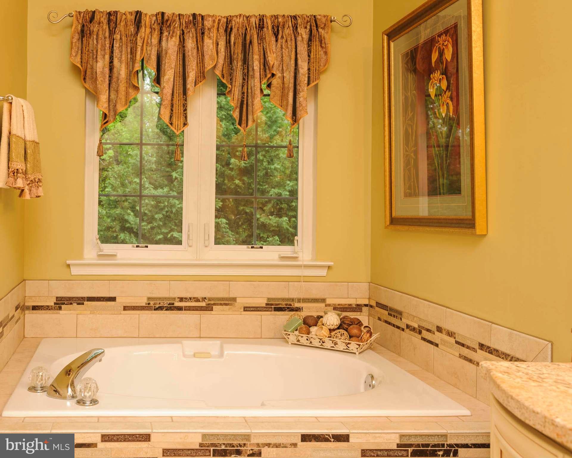 TIDEWATER COLONY - Residential