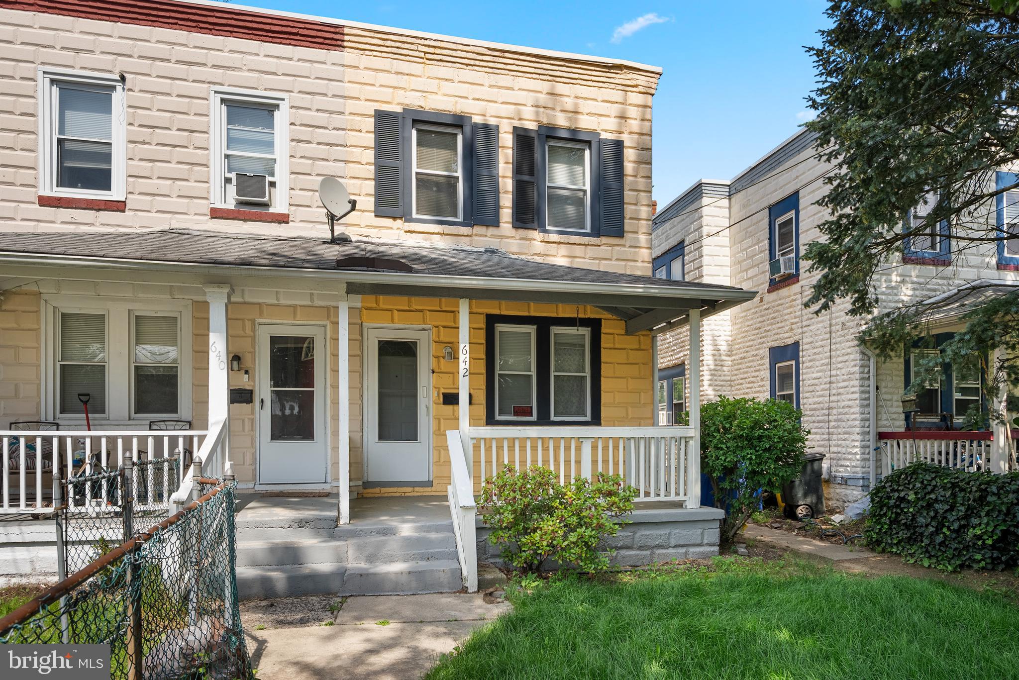 642 MANOR ROAD