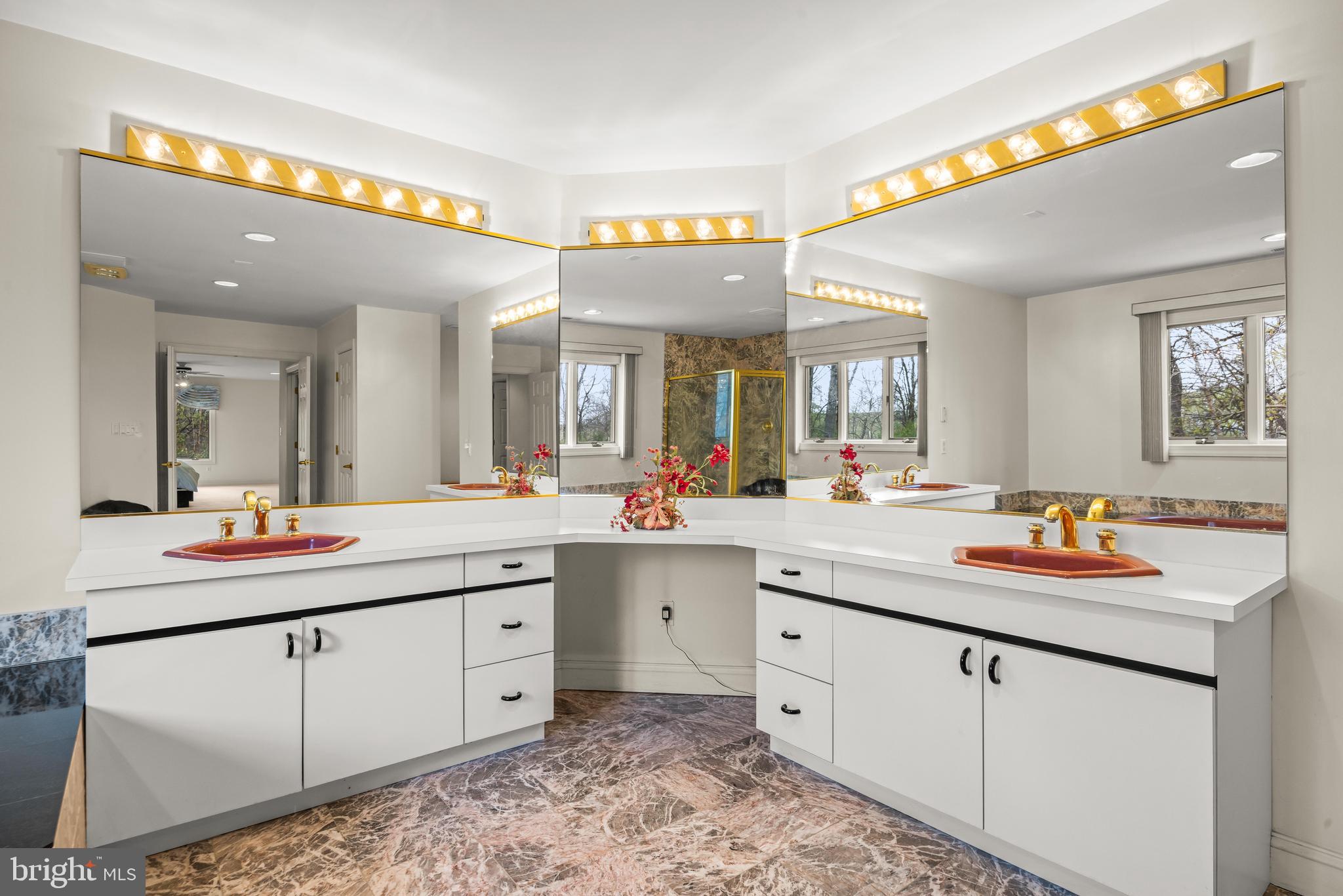 COCKEYSVILLE - Residential