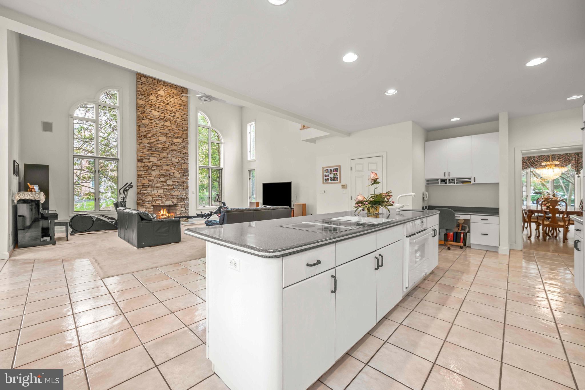 COCKEYSVILLE - Residential