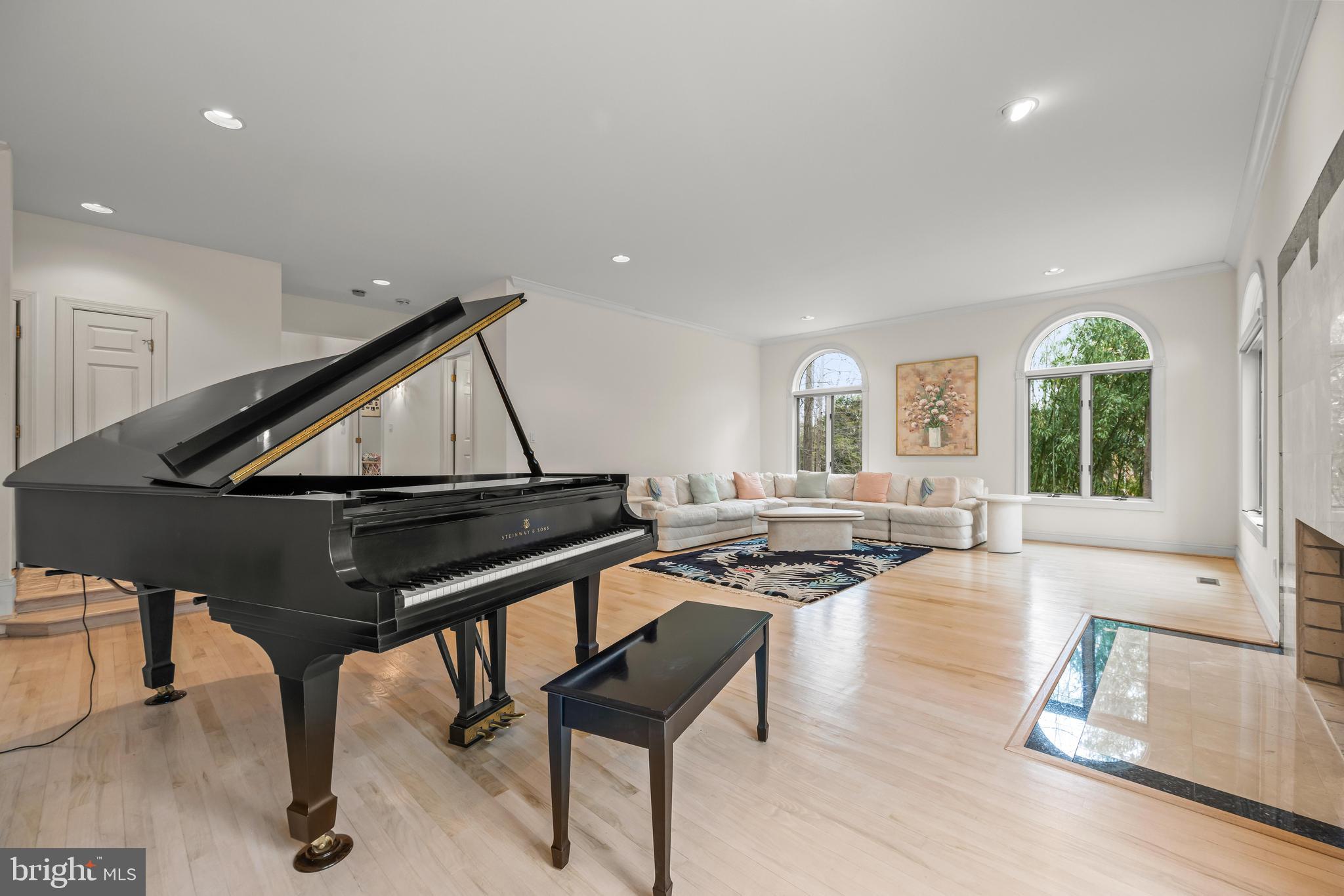 COCKEYSVILLE - Residential