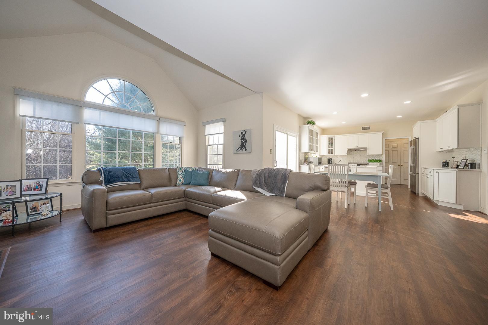 SUMMERHILL - Residential