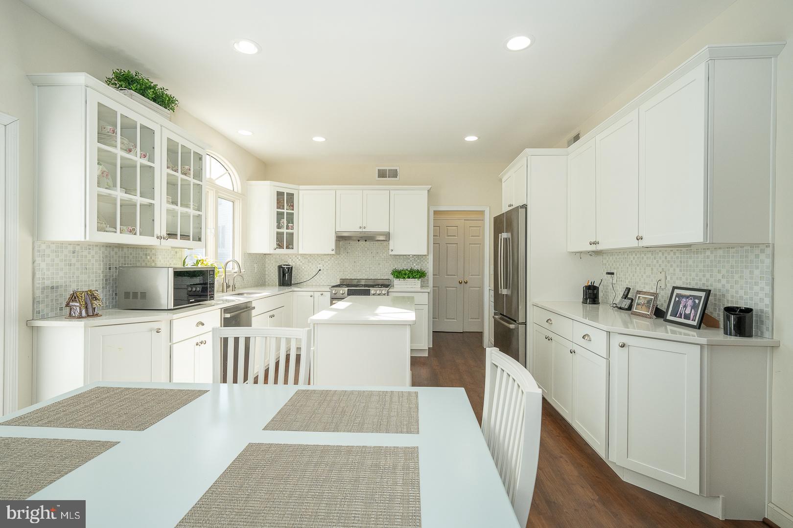 SUMMERHILL - Residential