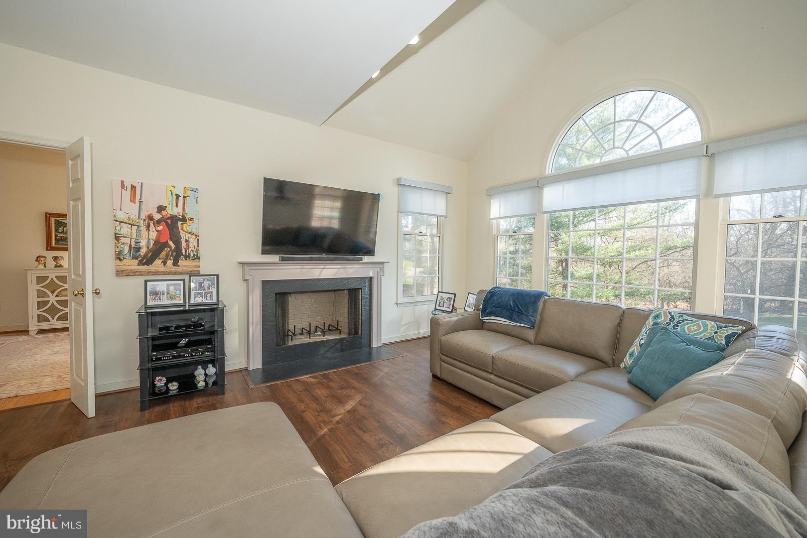 SUMMERHILL - Residential