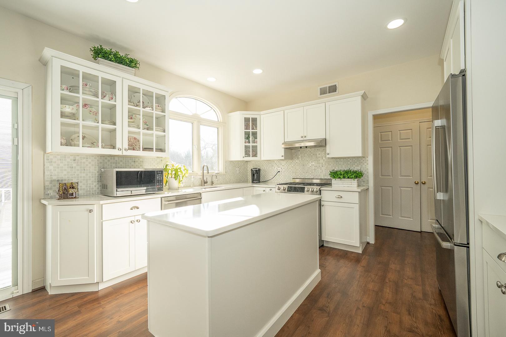 SUMMERHILL - Residential