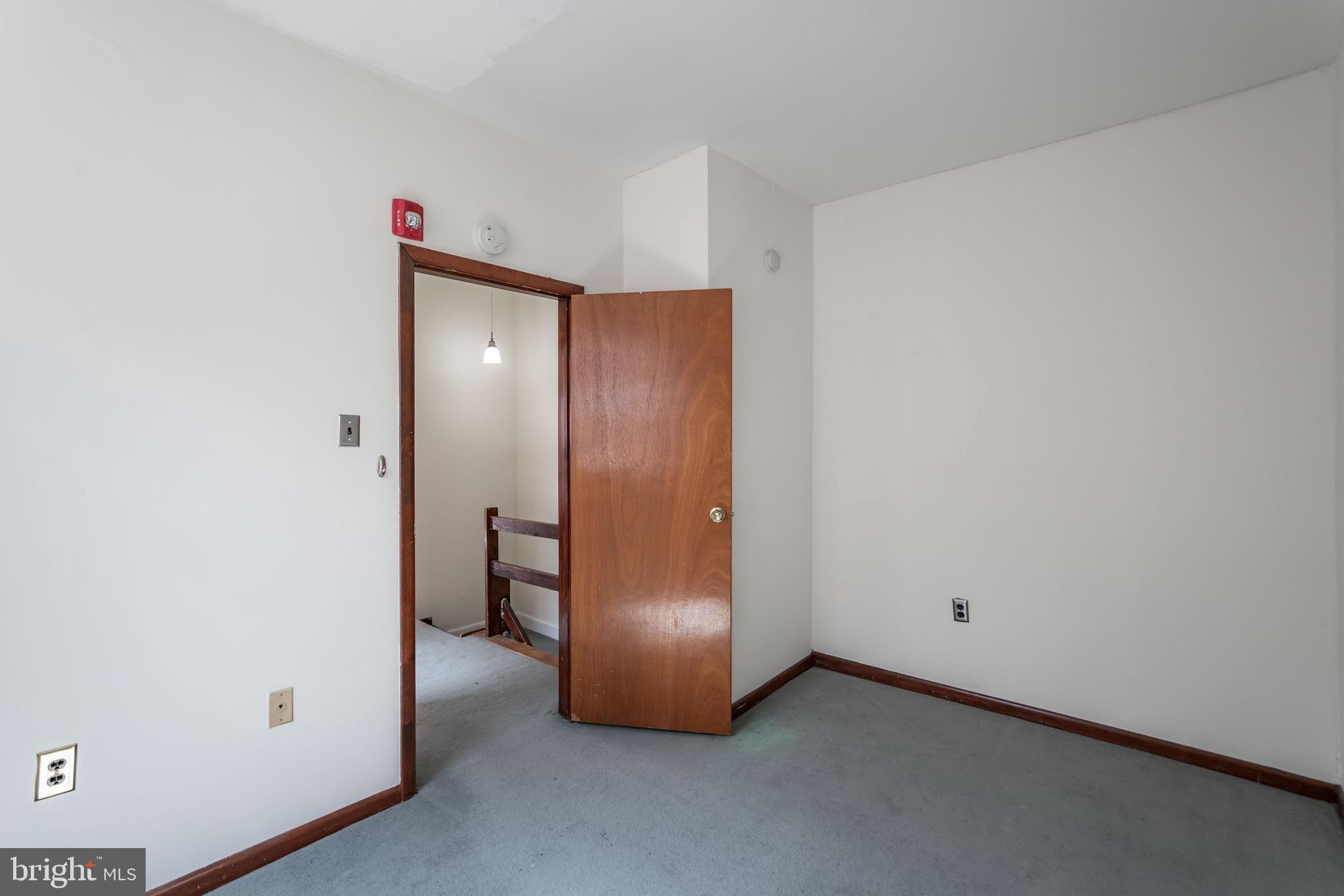 BELLA VISTA - Residential Lease