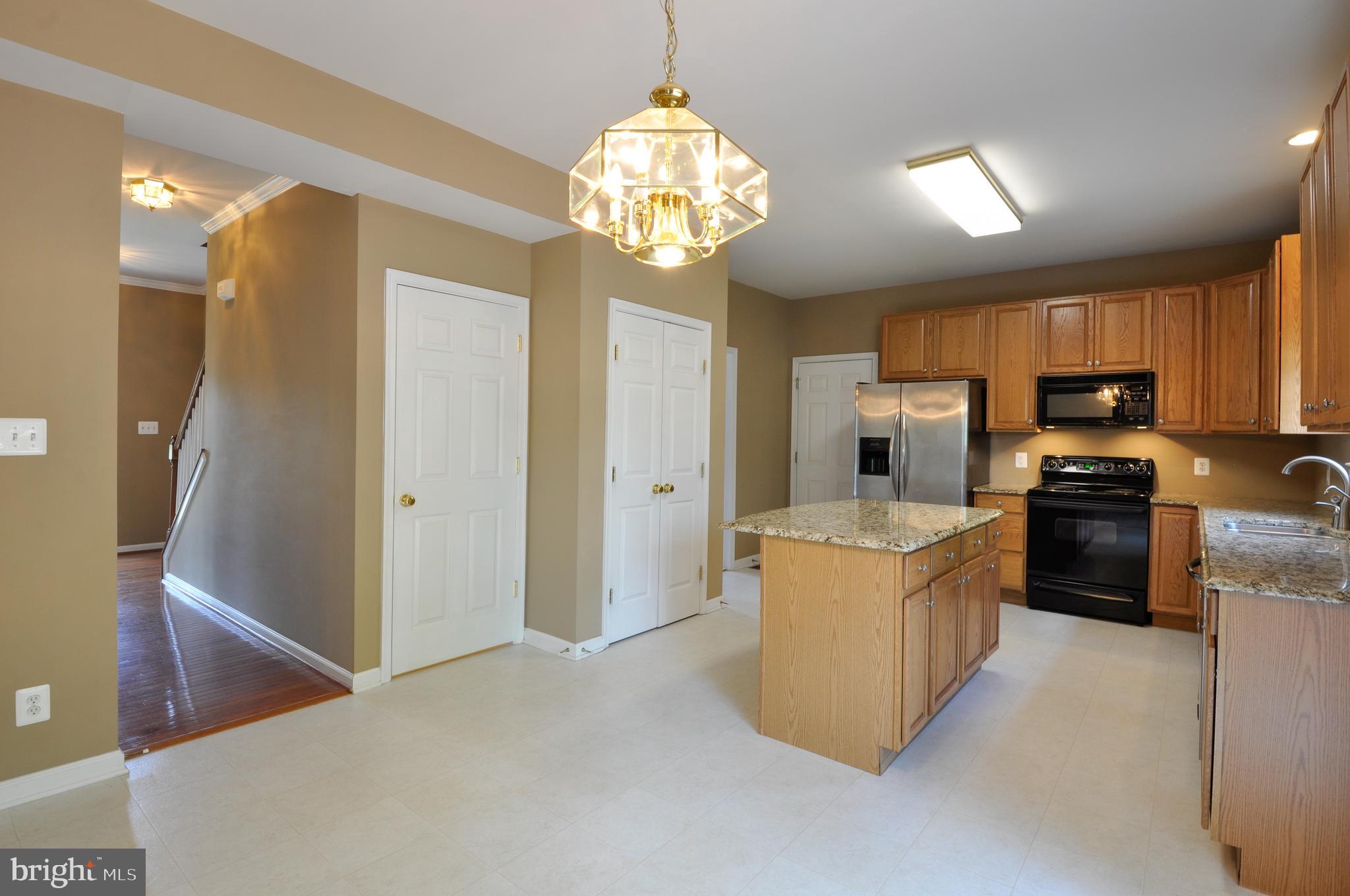 MONMOUTH VILLAGE - Residential Lease