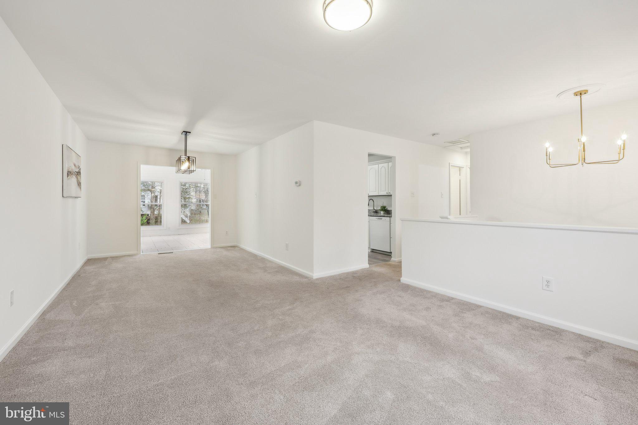 HUNTERS CREEK - Residential