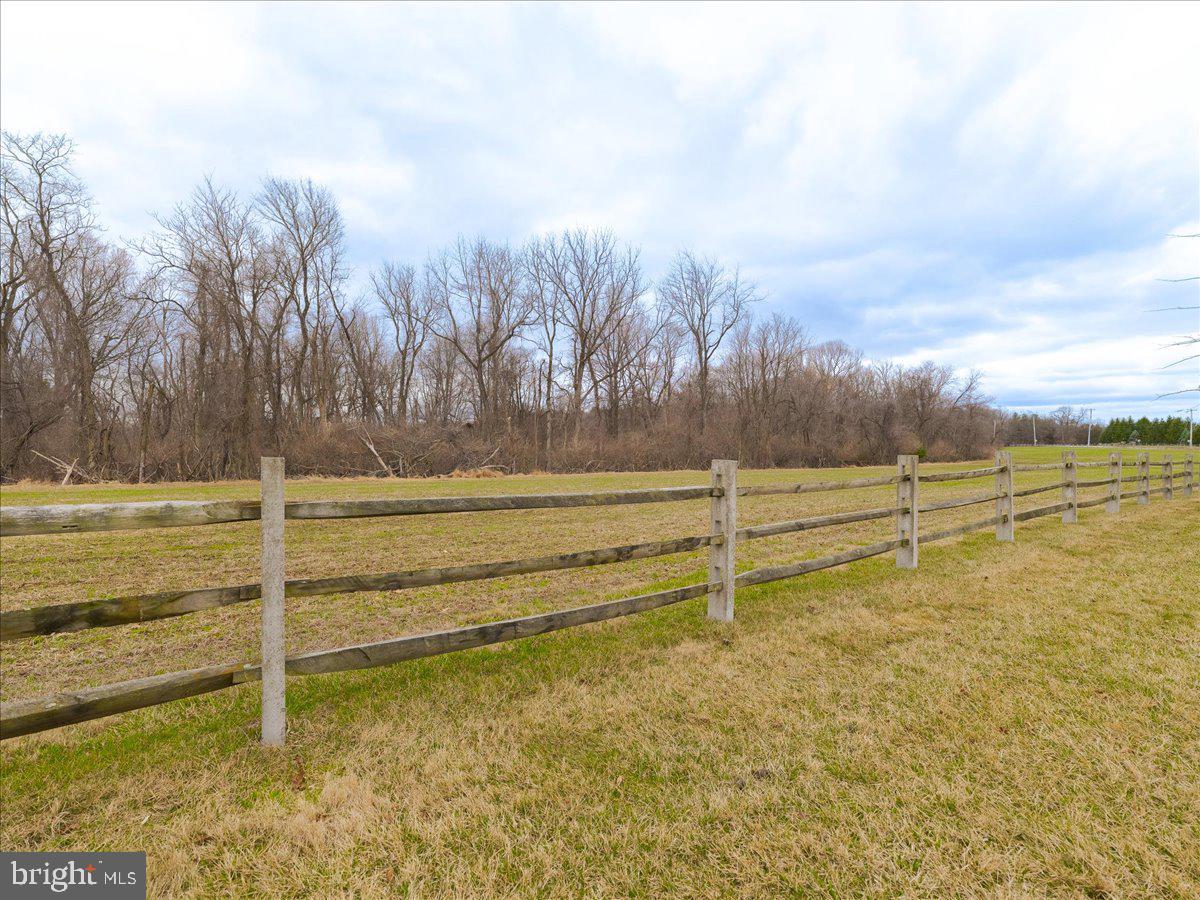 BRIGHT GLADE FARMS - Residential