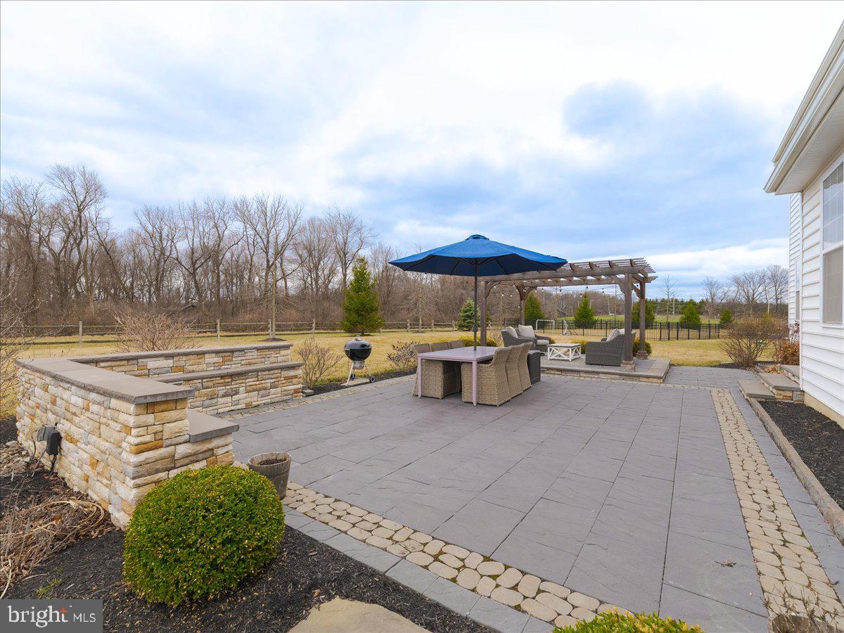 BRIGHT GLADE FARMS - Residential