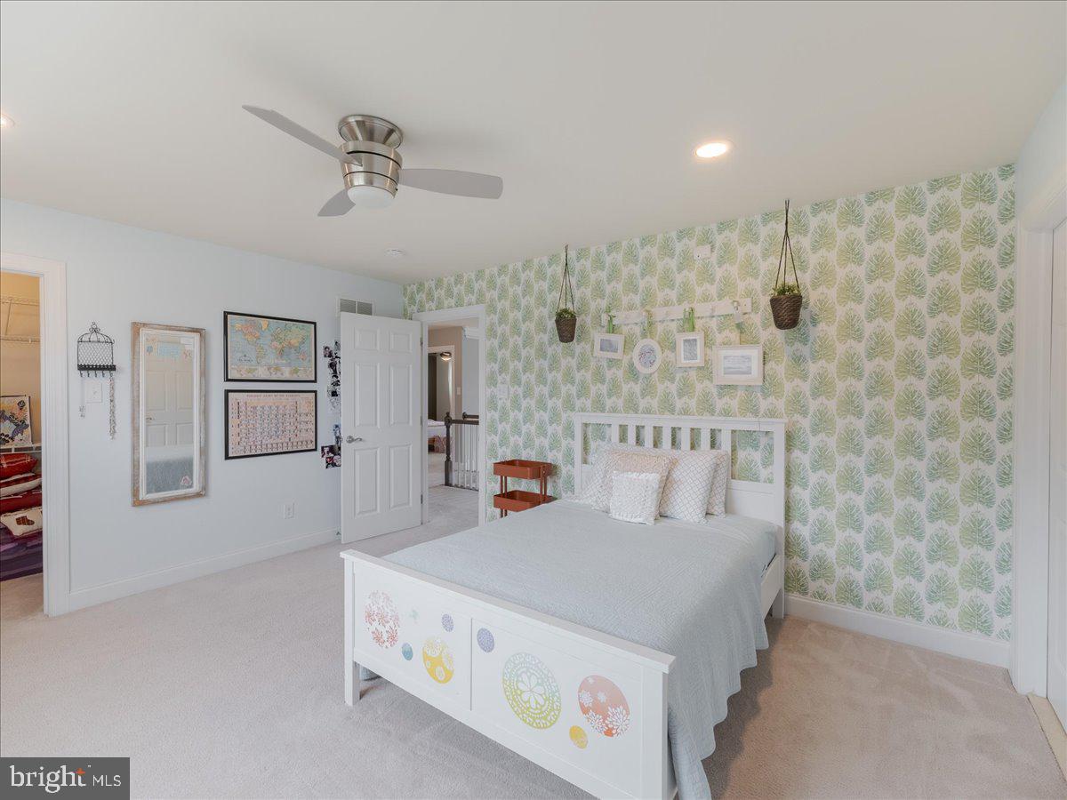 BRIGHT GLADE FARMS - Residential