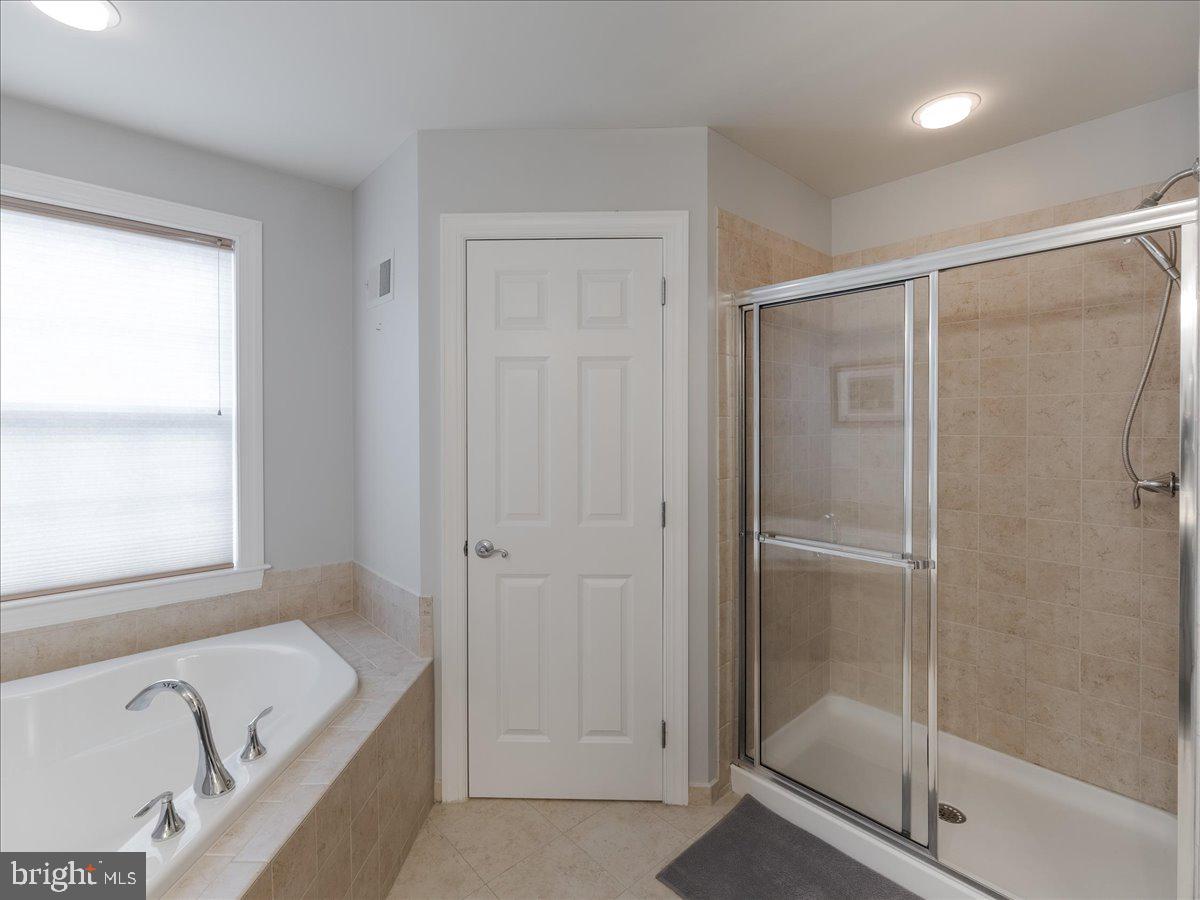 BRIGHT GLADE FARMS - Residential