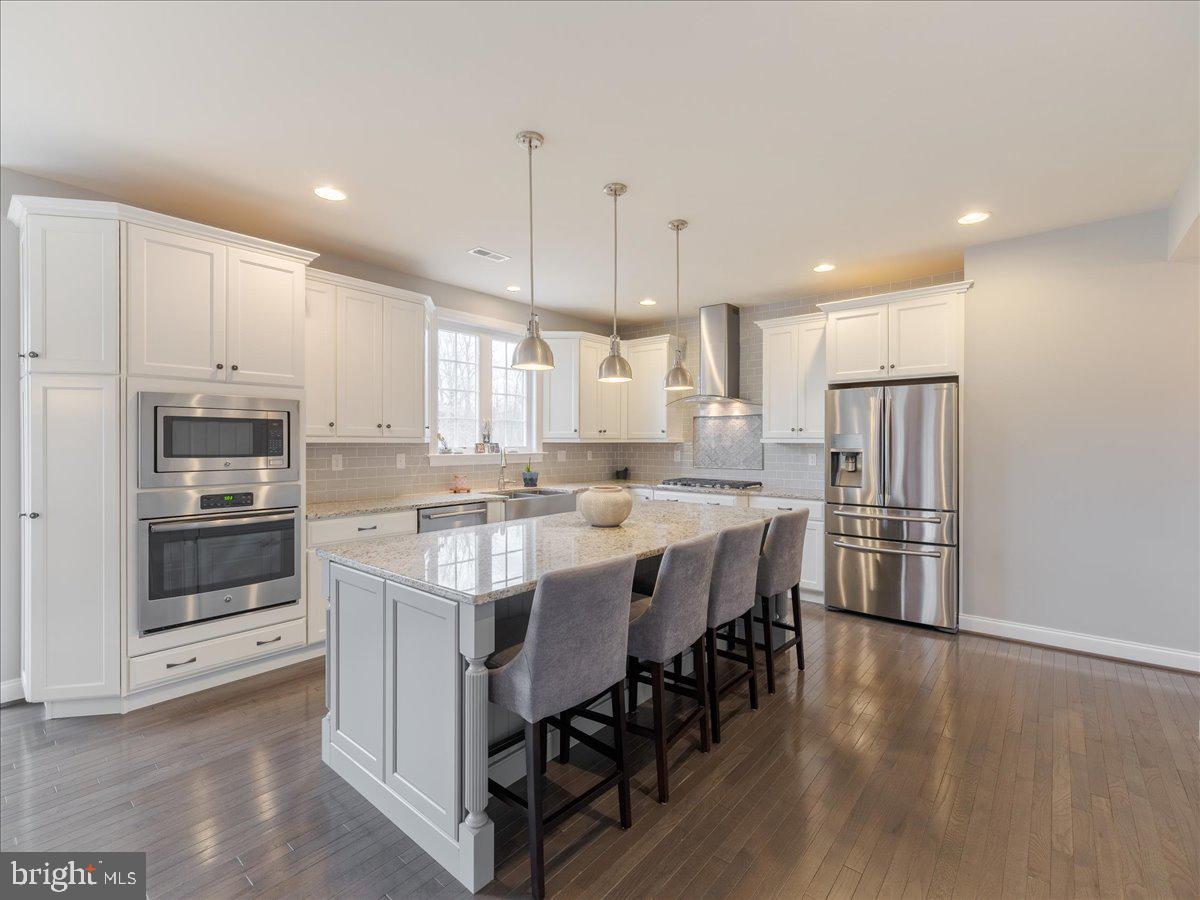 BRIGHT GLADE FARMS - Residential