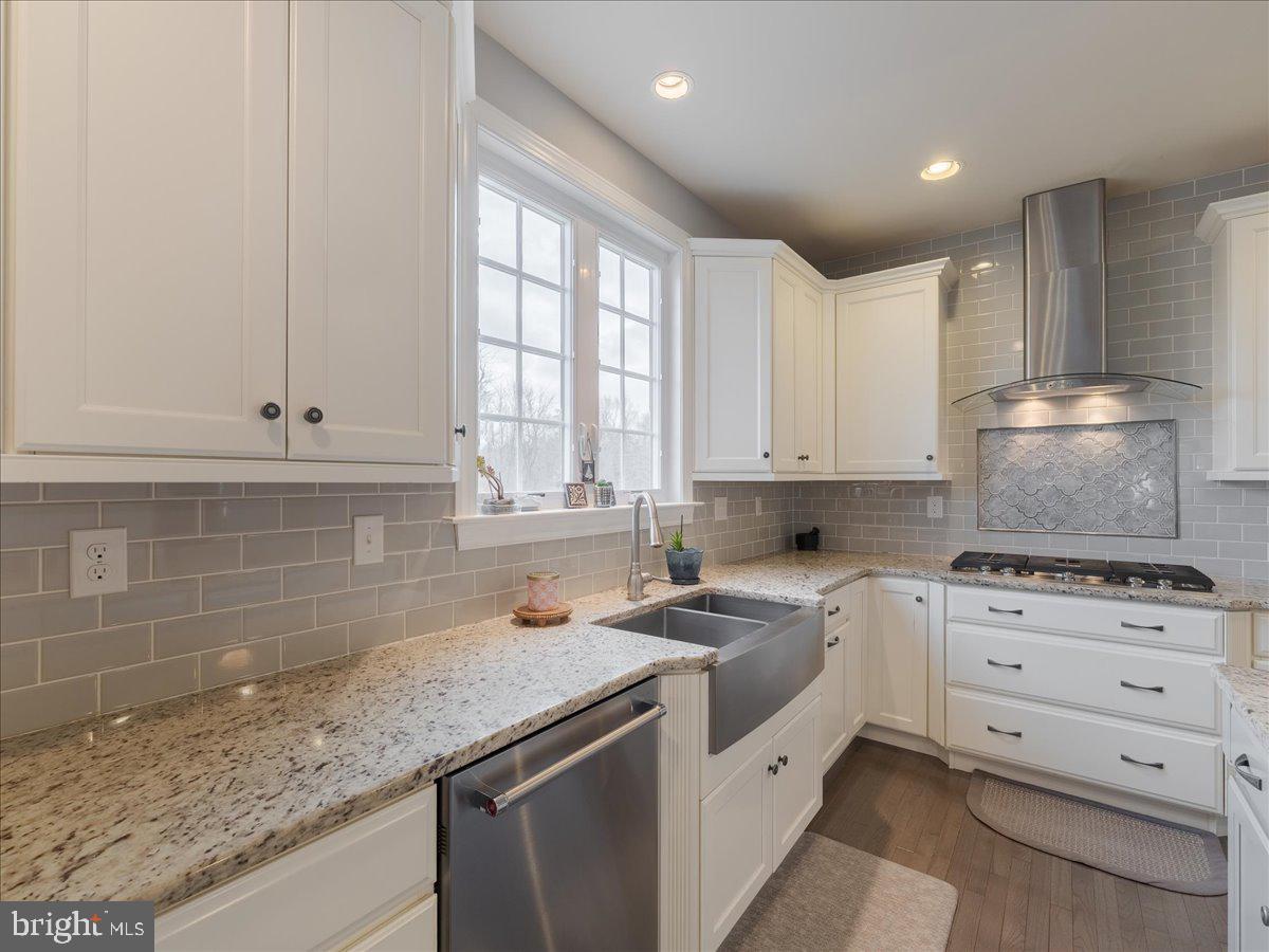 BRIGHT GLADE FARMS - Residential